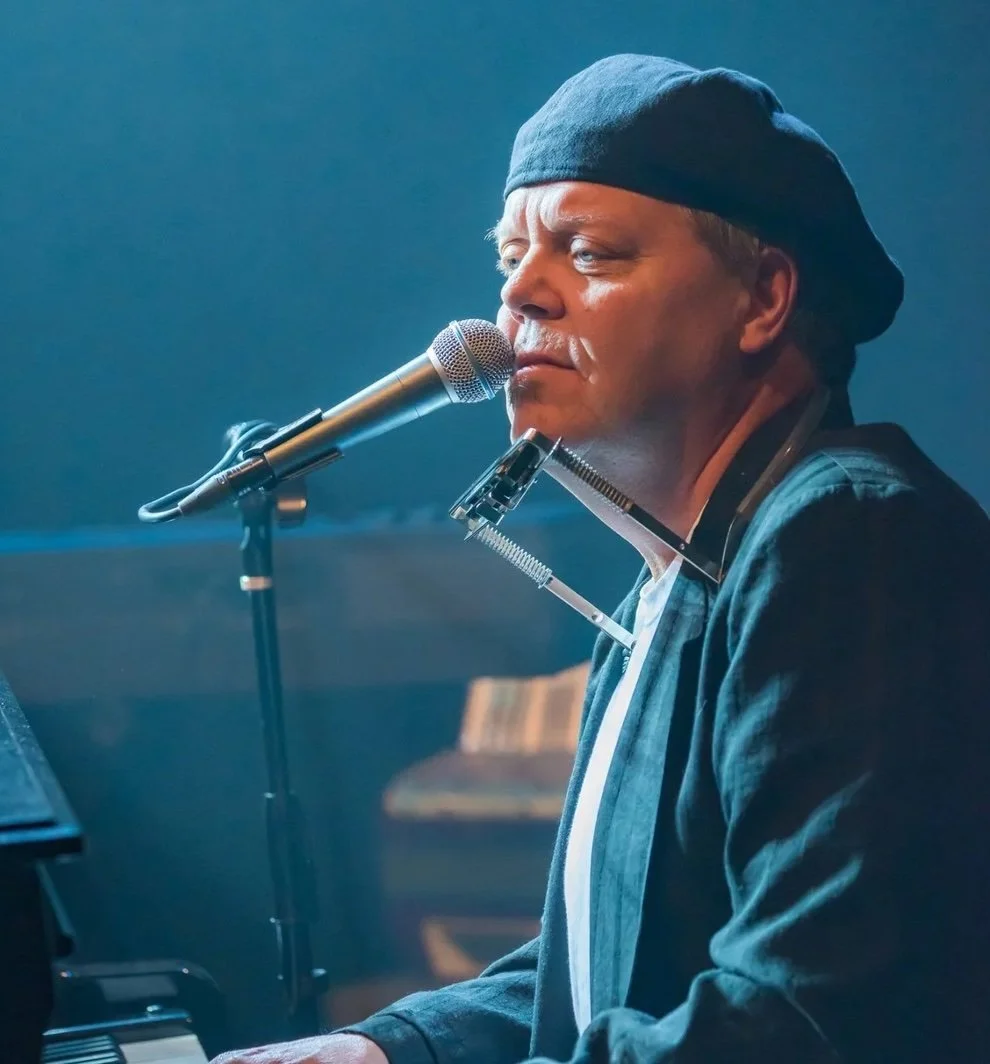Live Music - Mark Mraz 