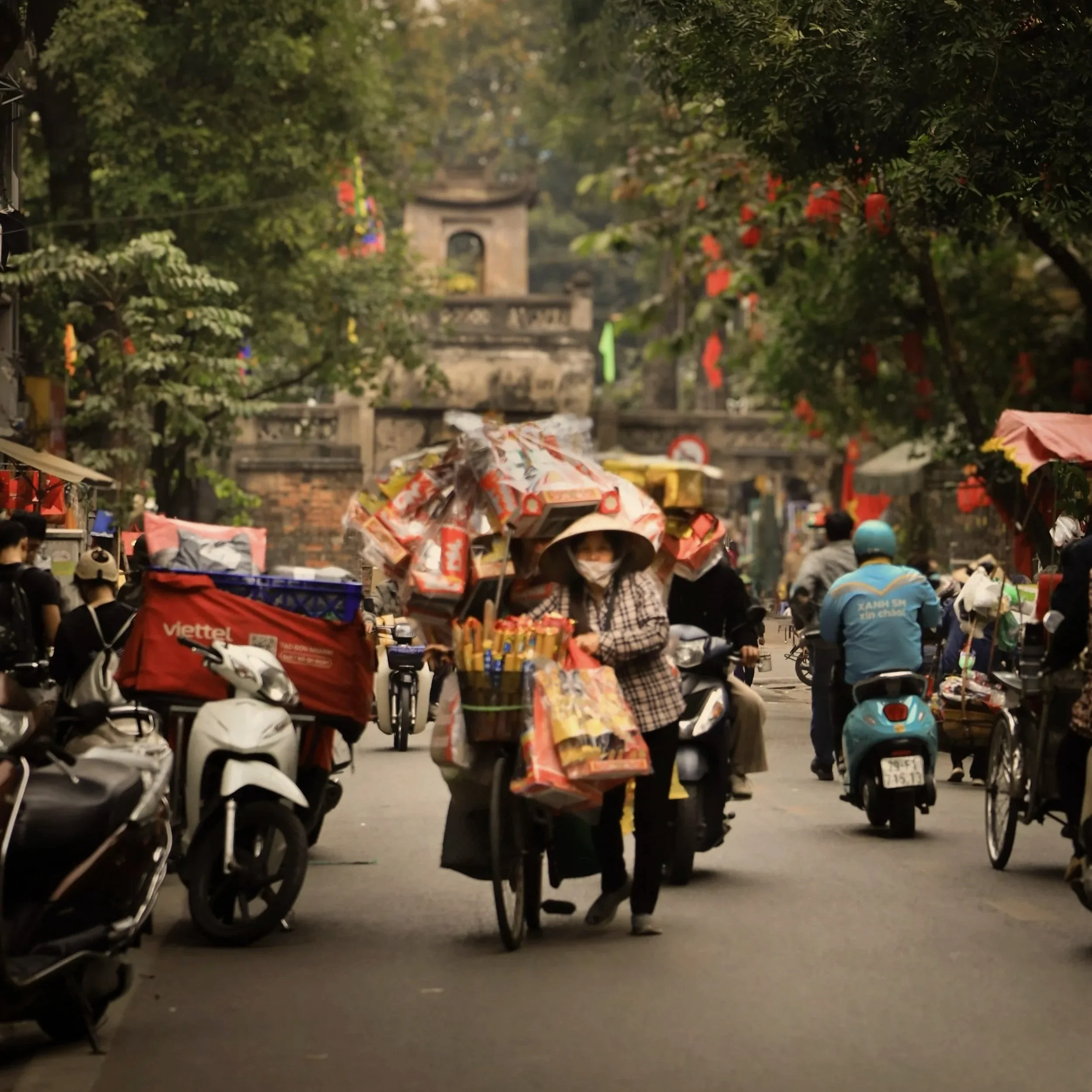 Beauty in Chaotic Streets
