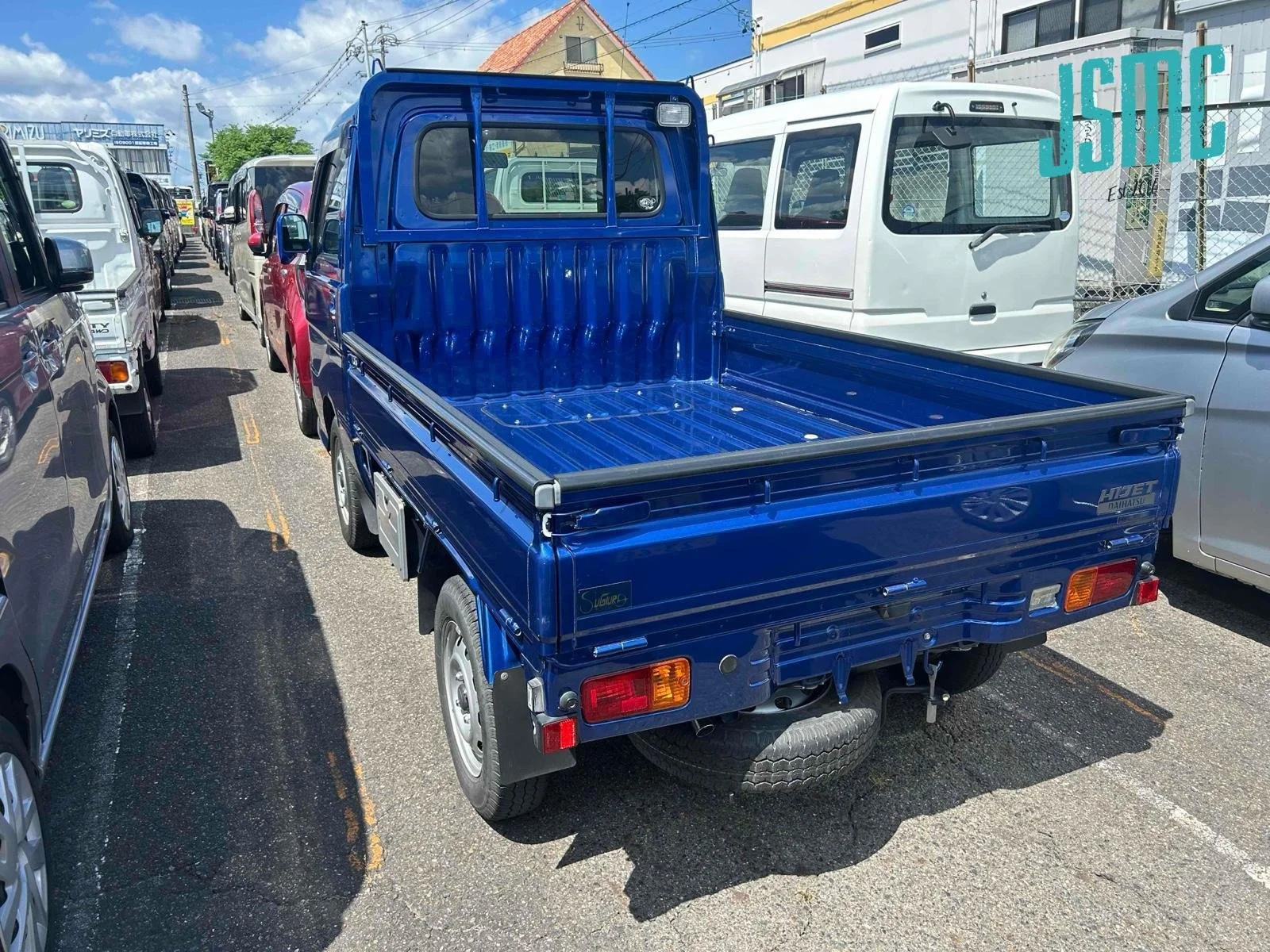 il8j1PfU-1600x1200-0x0.jpg