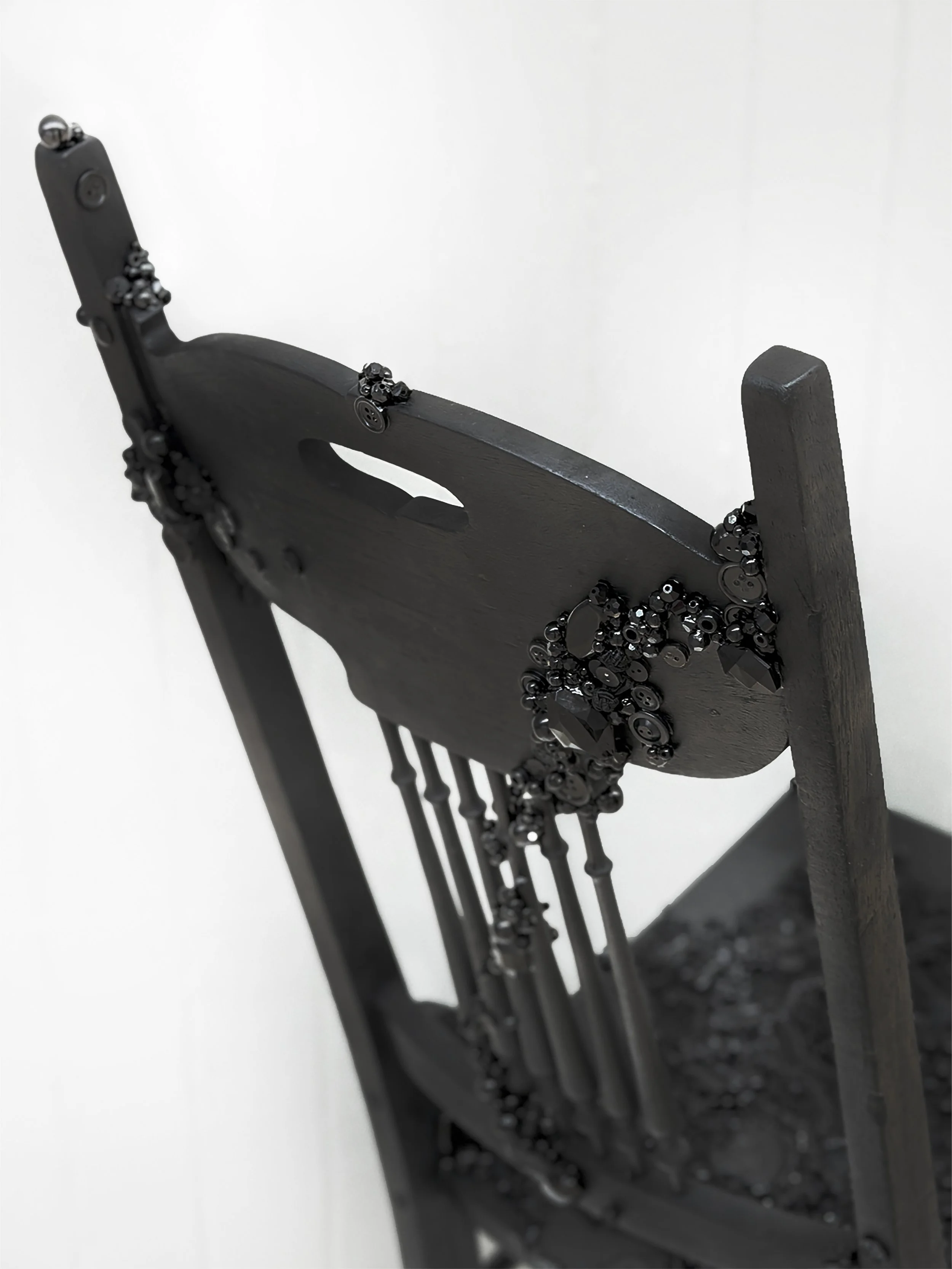 Alexis Fredericks, NO PLACE TO REST, tambour beaded rocking chair sculpture exploring lineage, inheritance, postmemory, and belonging.