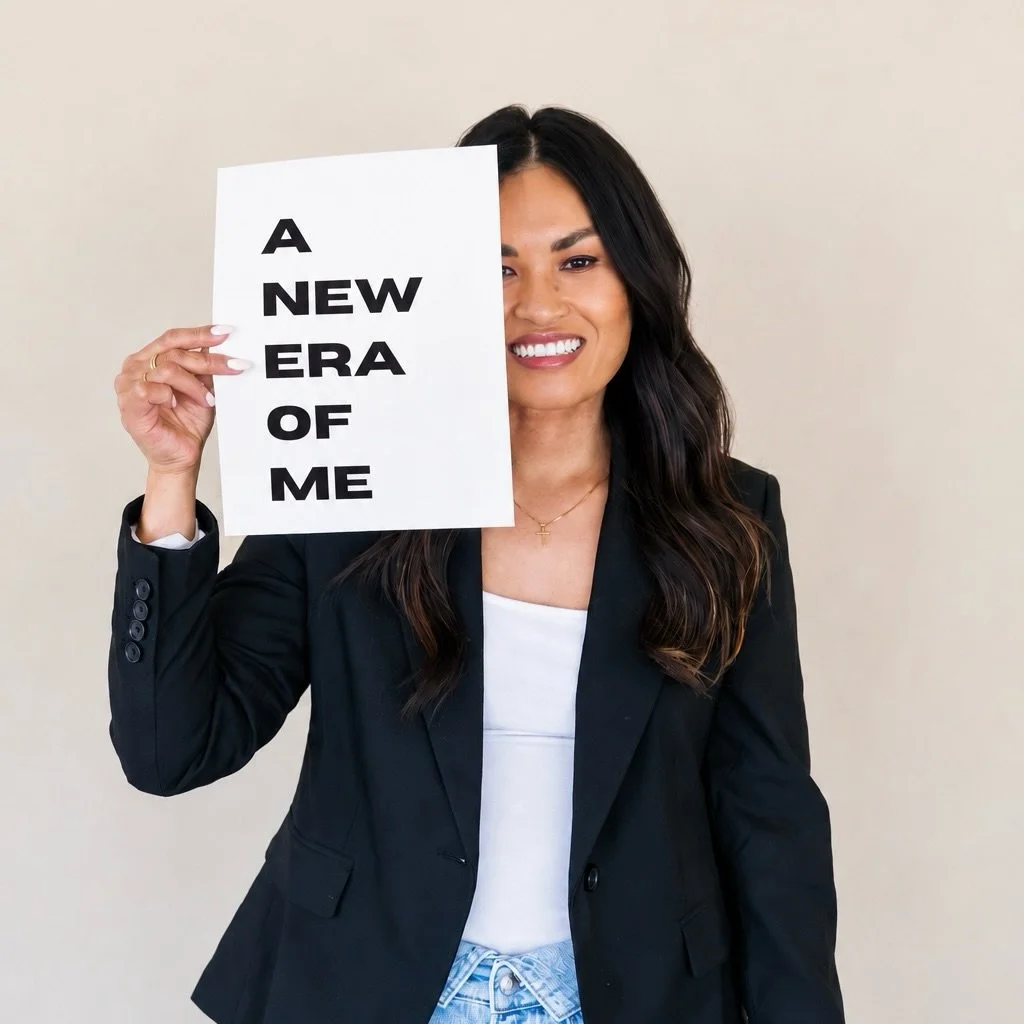 Same passion&hellip;new focus ✨

Hi, I&rsquo;m so excited you&rsquo;re here! I&rsquo;m Sid - founder of Glow Ledger, a modern bookkeeping firm designed exclusively for aesthetic, beauty, and wellness professionals.

After 20 years in the aesthetics i