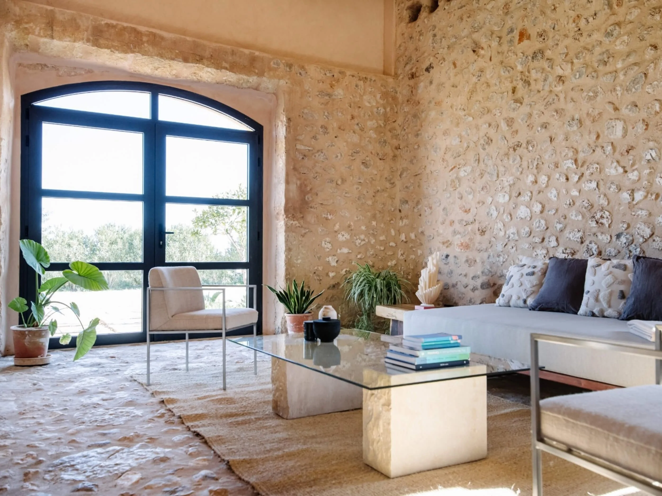 custom-upholstery-armchair-sofa-luxury-finca-casamana-mallorca-studio-sonny1.jpg