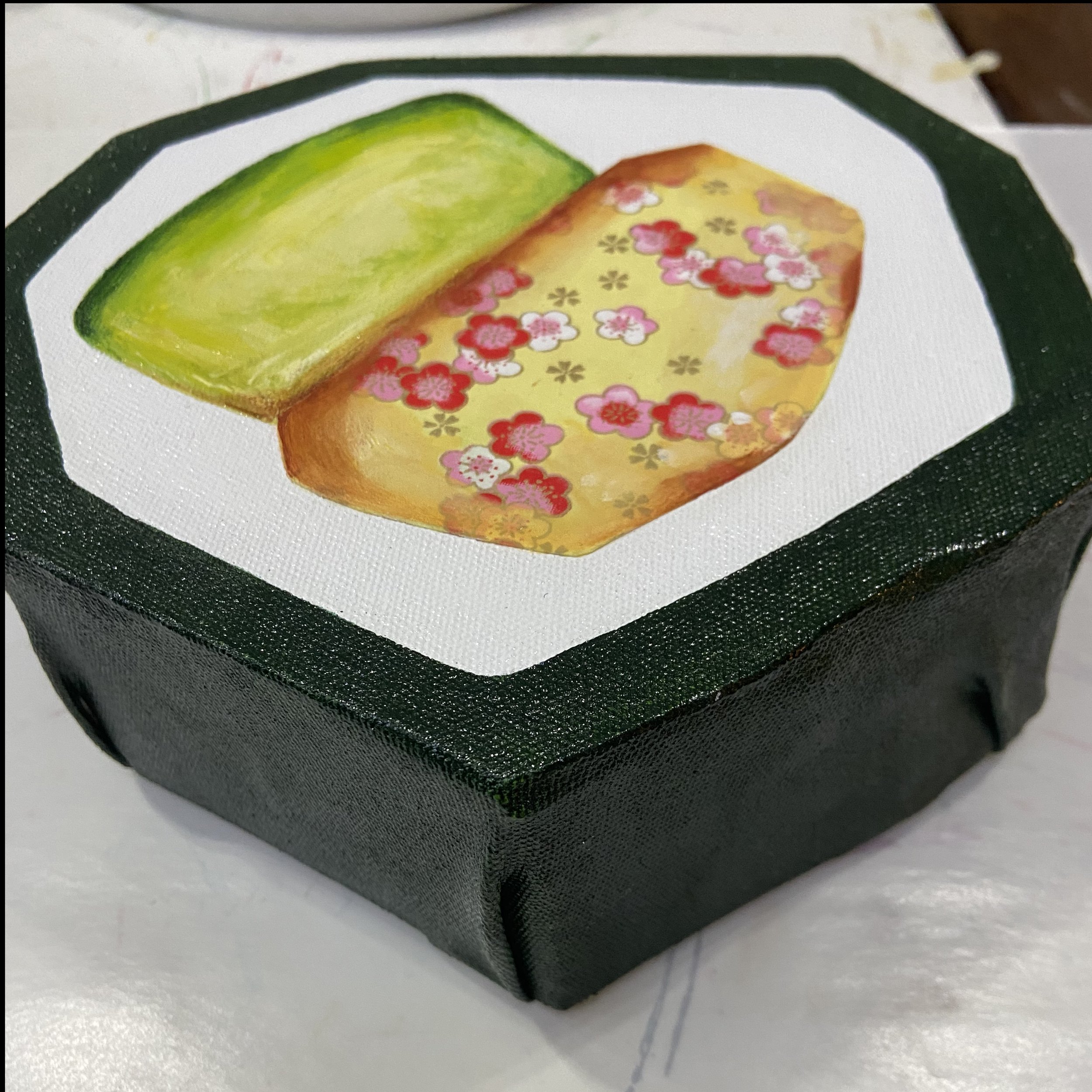Shaped Sushi Roll No.2_Side.jpg
