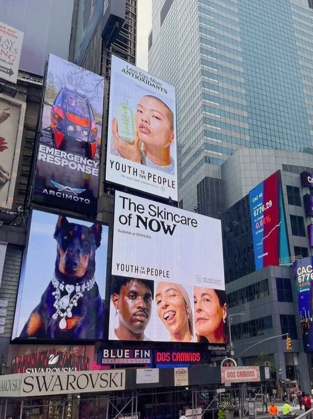 YouthToThePeople_NYC_TimesSquare.png