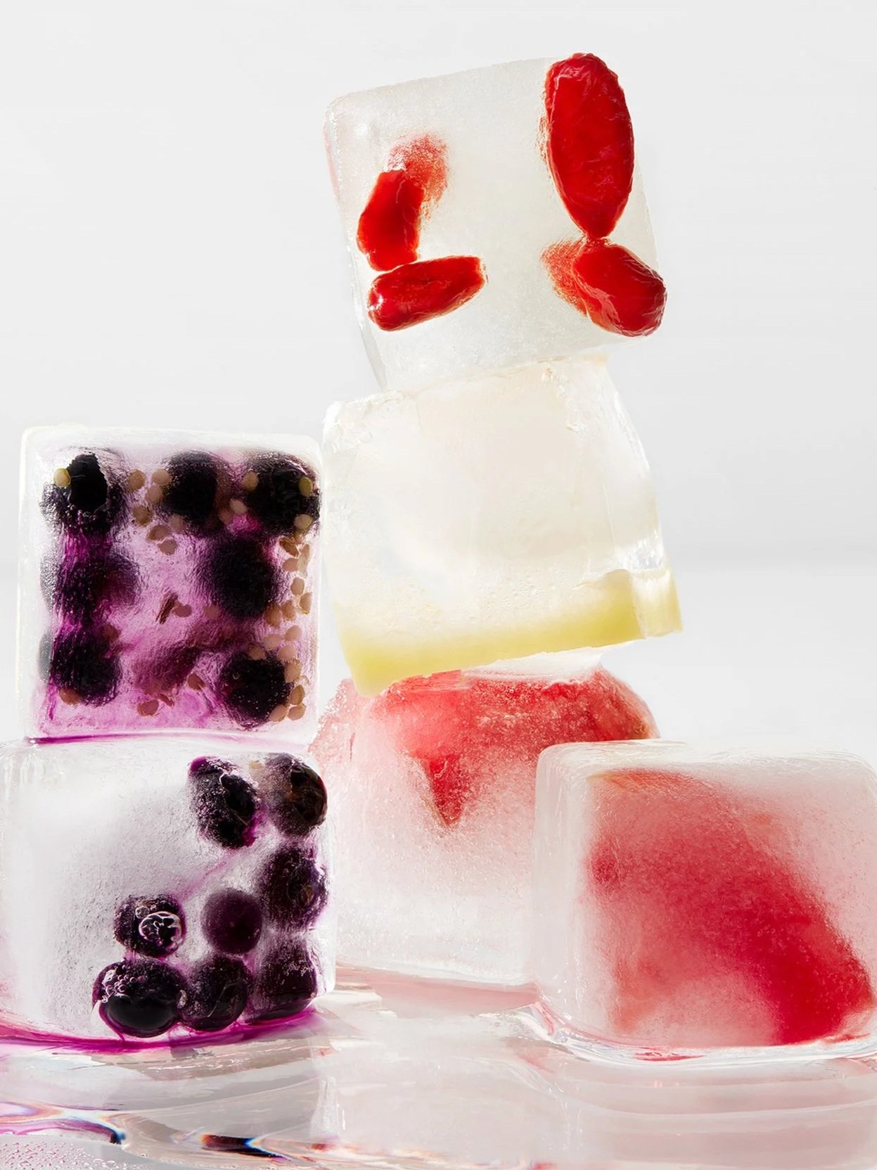 SUPERBERRY_DREAM_HERO-ICE_MELTING-1101_FOCUS_HR_LR.jpg
