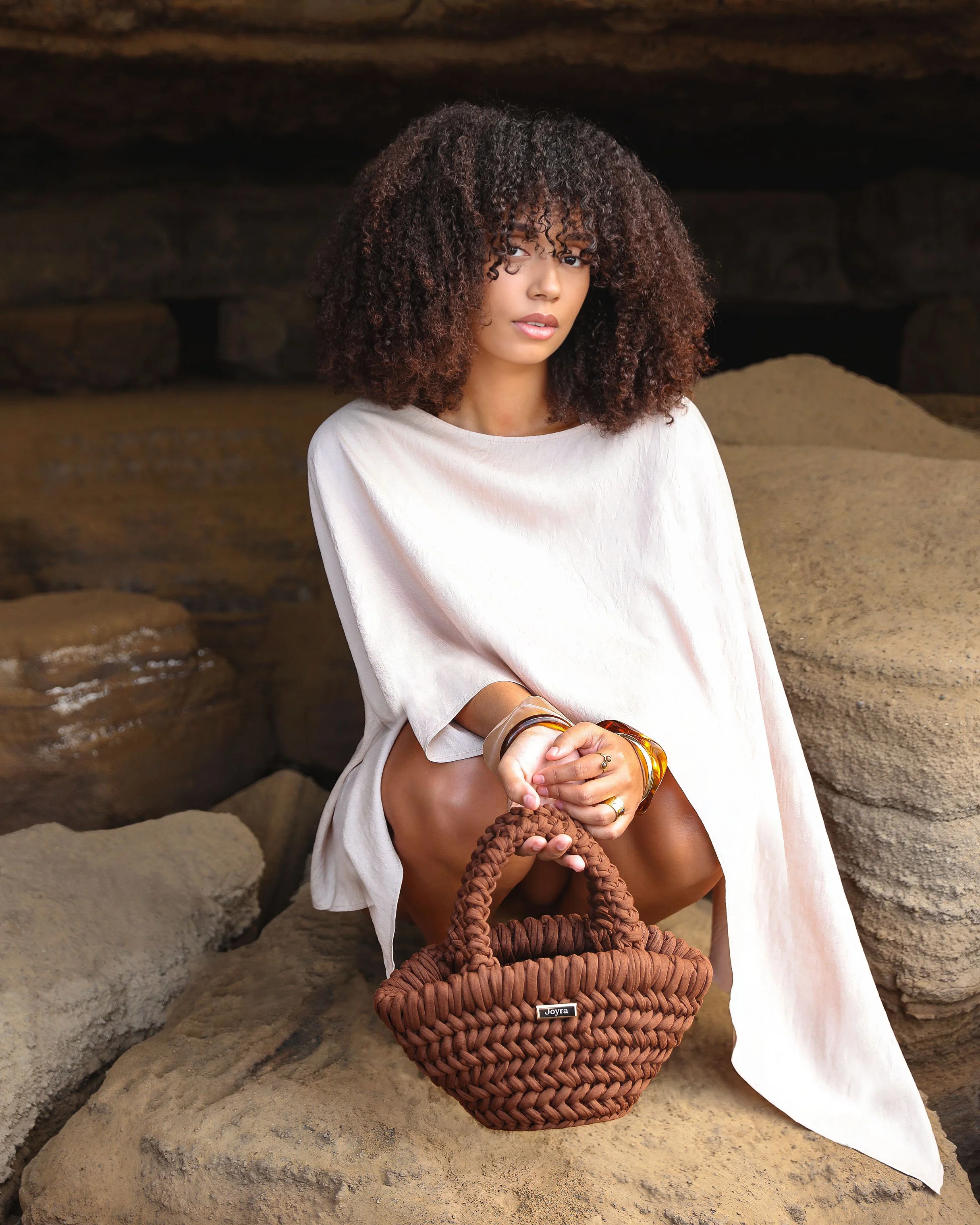 Sac à main marron pour femme, confectionné à la main par Joyra