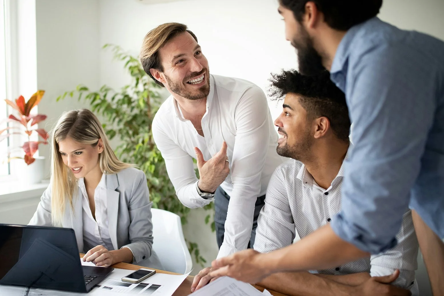 Faire grandir les organisations et les individus en créant les conditions d’un développement harmonieux, durable et partagé.