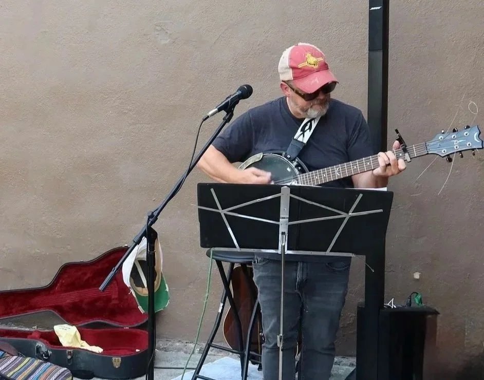 LIVE MUSIC! Featuring Jeff Hickenlooper 