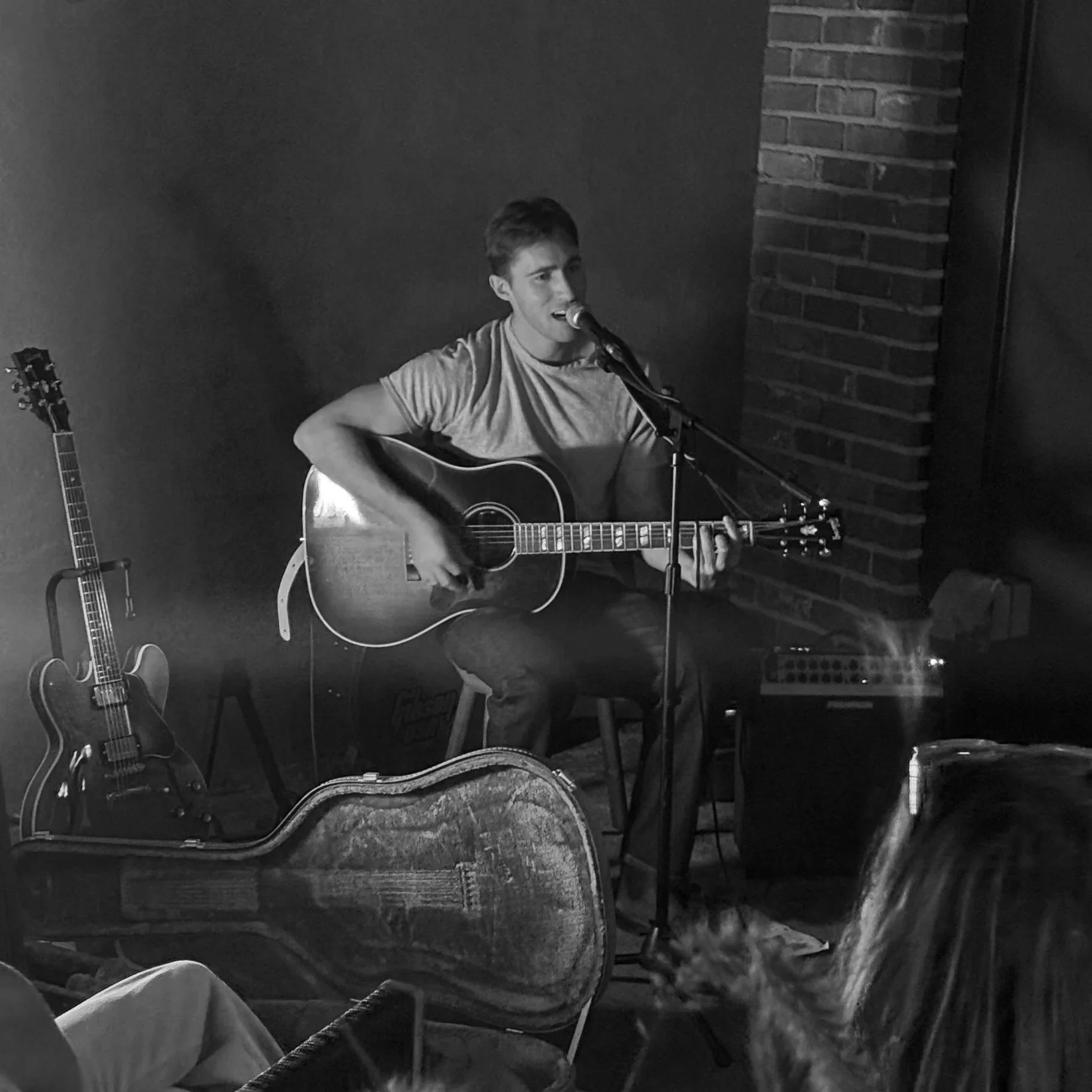 LIVE MUSIC! Featuring Carson Dietz