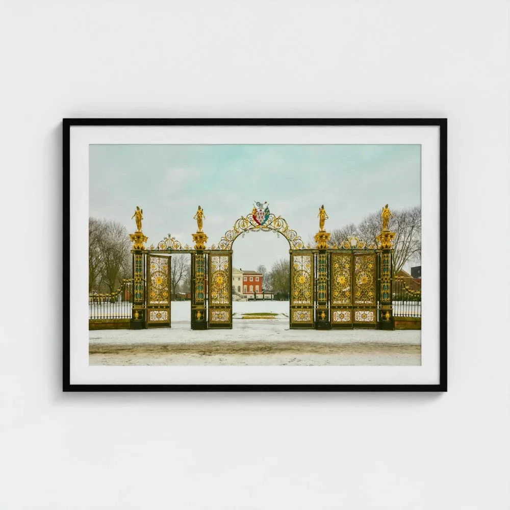 warrington-golden-gates-size-28x40-black-framed-&-mount-print.webp