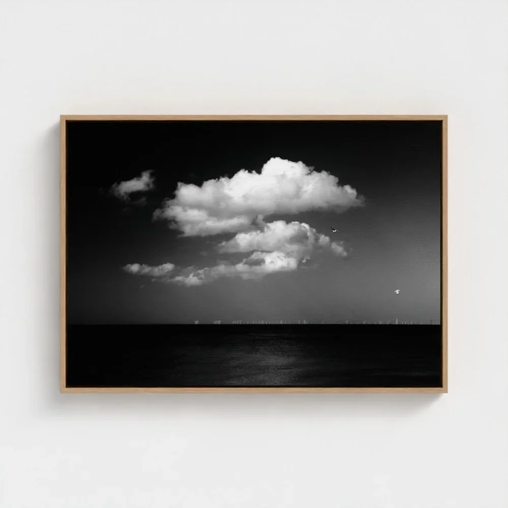 llandudno-promenade-north-wales-size-a1-wood-framed-canvas.webp