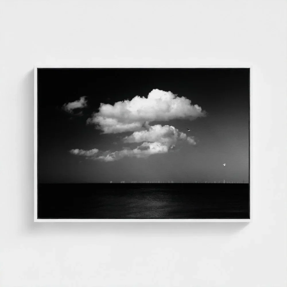 llandudno-promenade-north-wales-size-a1-white-framed-canvas.webp