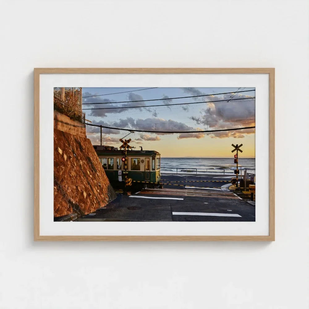湘南の風と江ノ電 Kamakura, Japan I Fine Art Photography Print