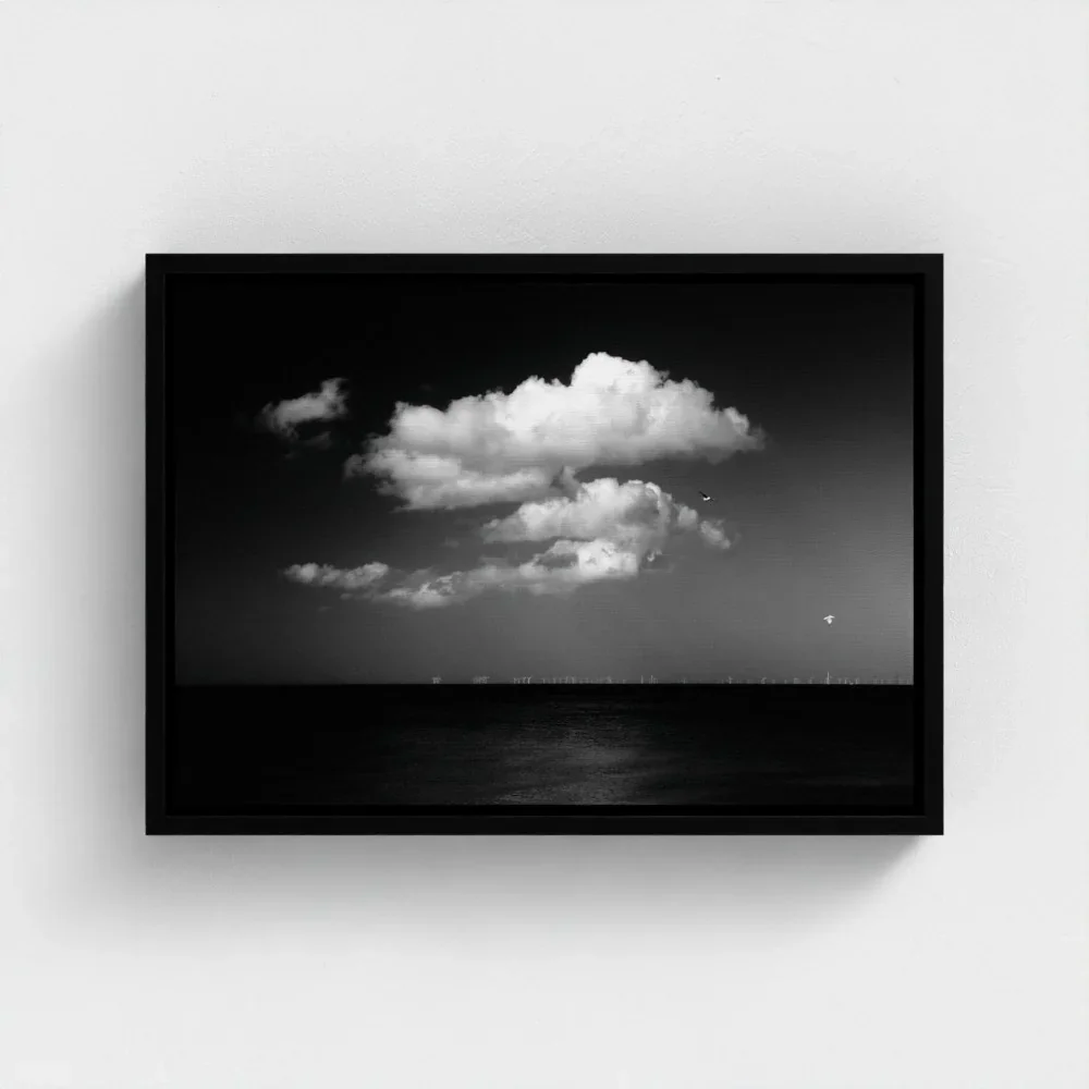 llandudno-promenade-north-wales-size-a3-black-framed-canvas.webp