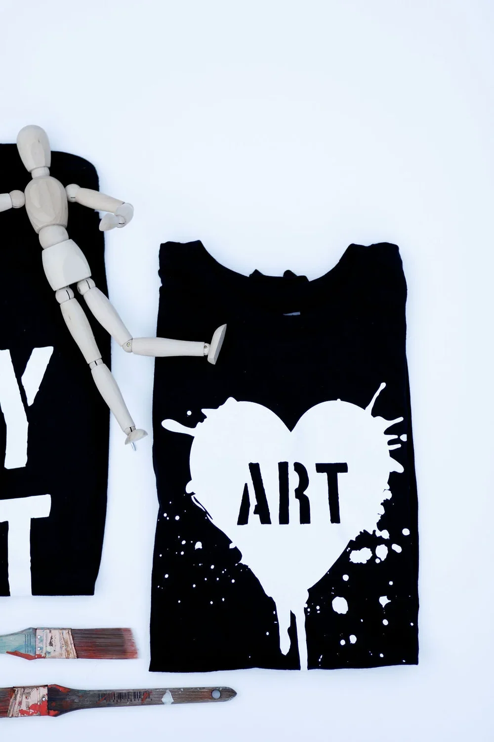 HEART ART TEE