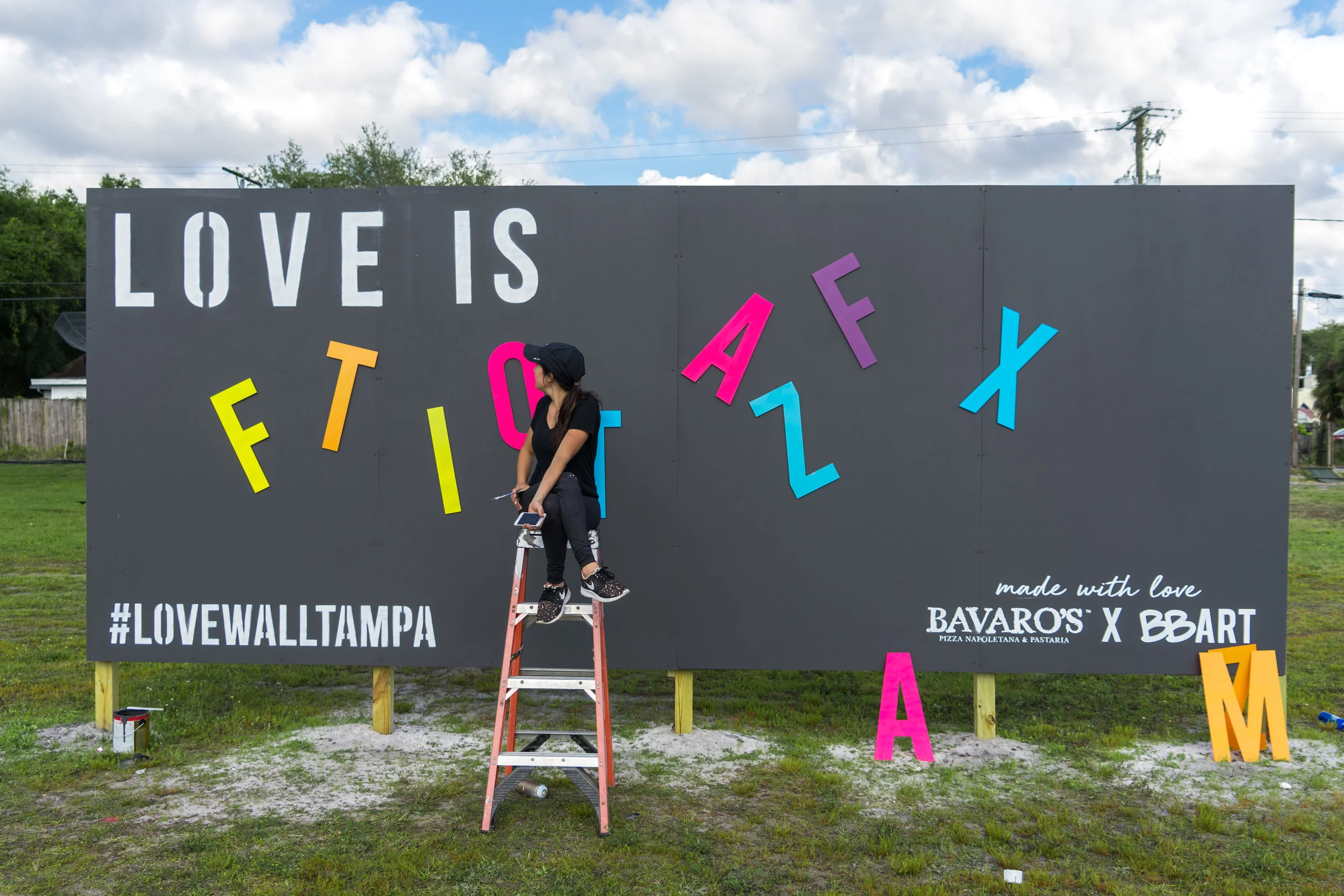 Love Wall