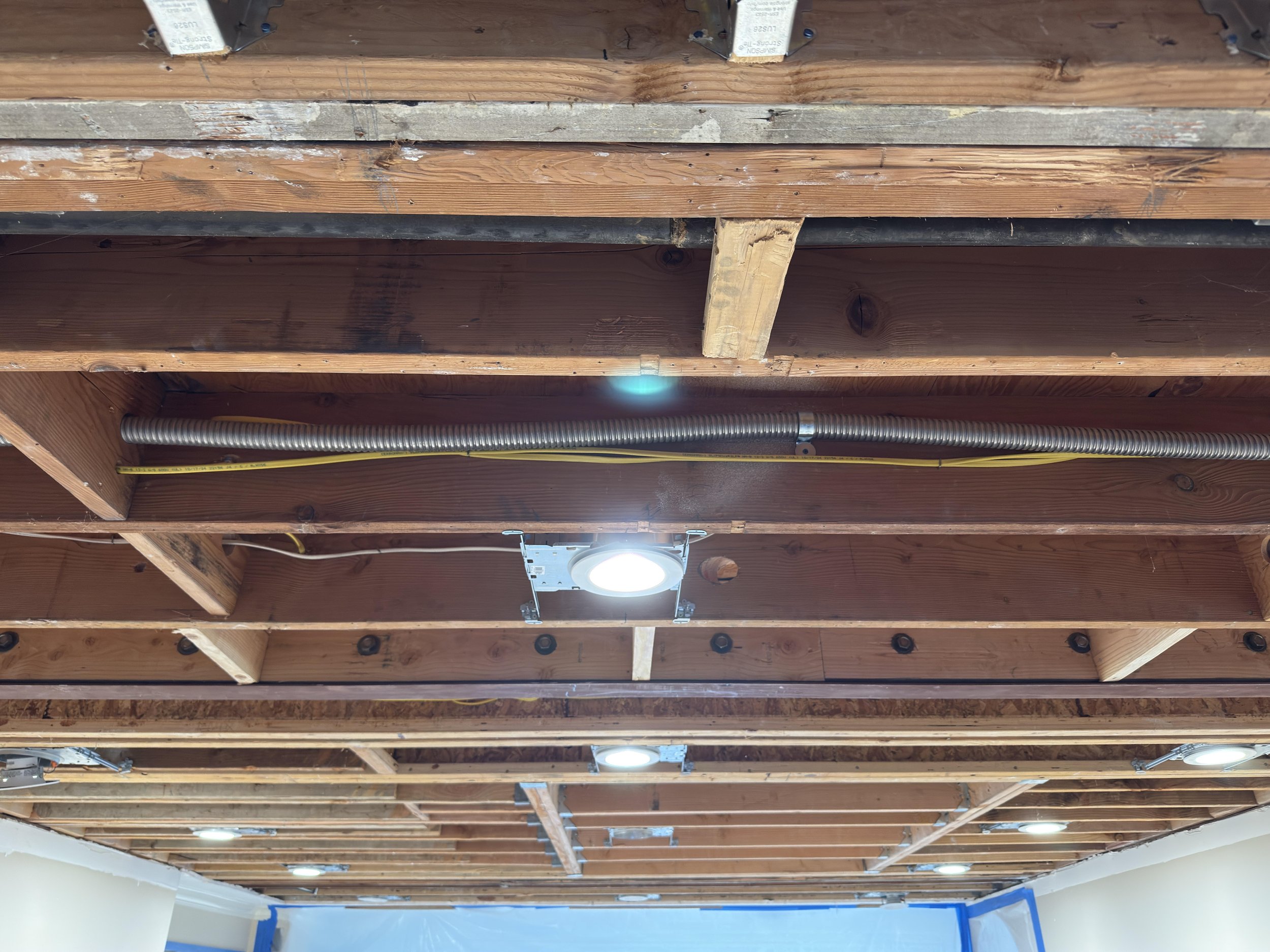 WH CAt6 Ceiling 1.jpg