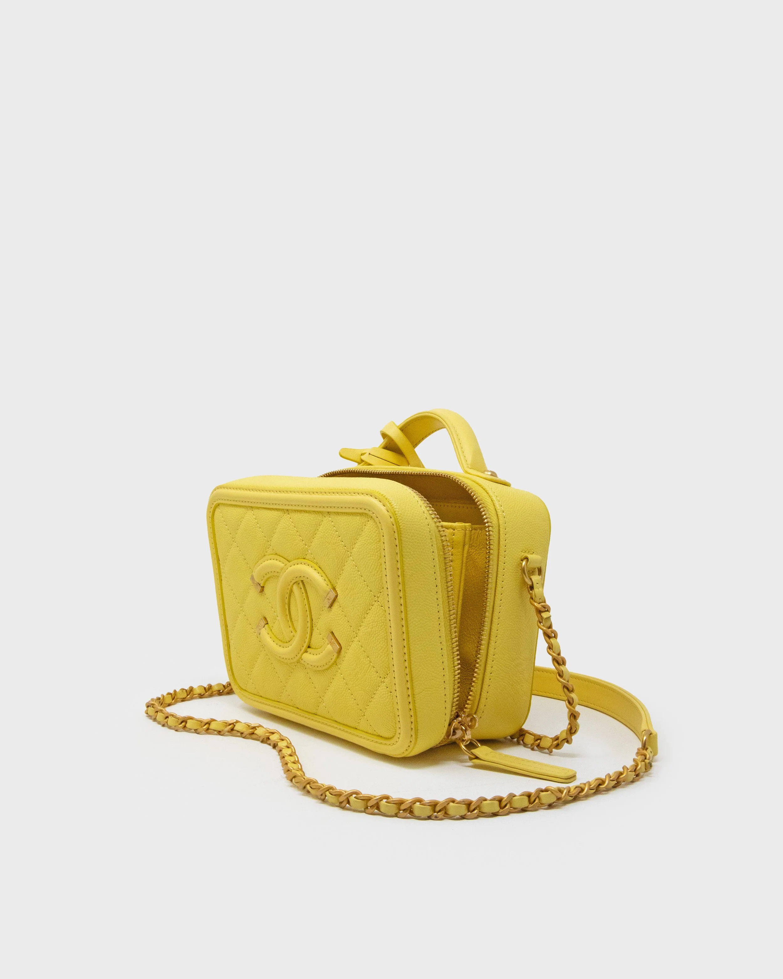 Chanel Caviar Quilted Small Filigree Vanity Case BOTCH253-2679-0 [3].jpg