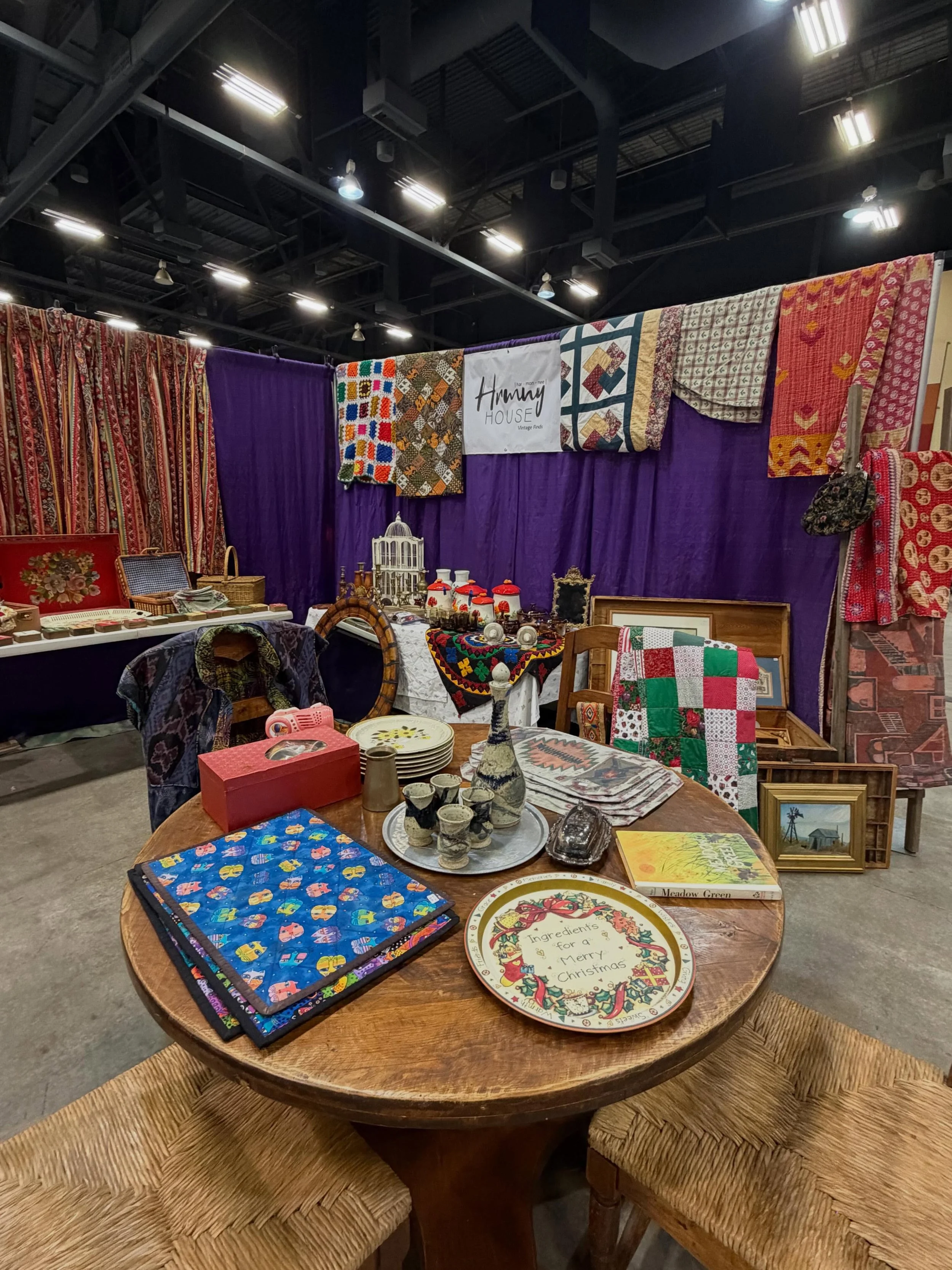 My very first festival was a success. Thanks @totallyradvf for the opportunity can&rsquo;t wait to do it again! #vintagefestival #totallyrad #shopvintage Next stop El Paso 🤔. #smallbusiness #vintagestyle