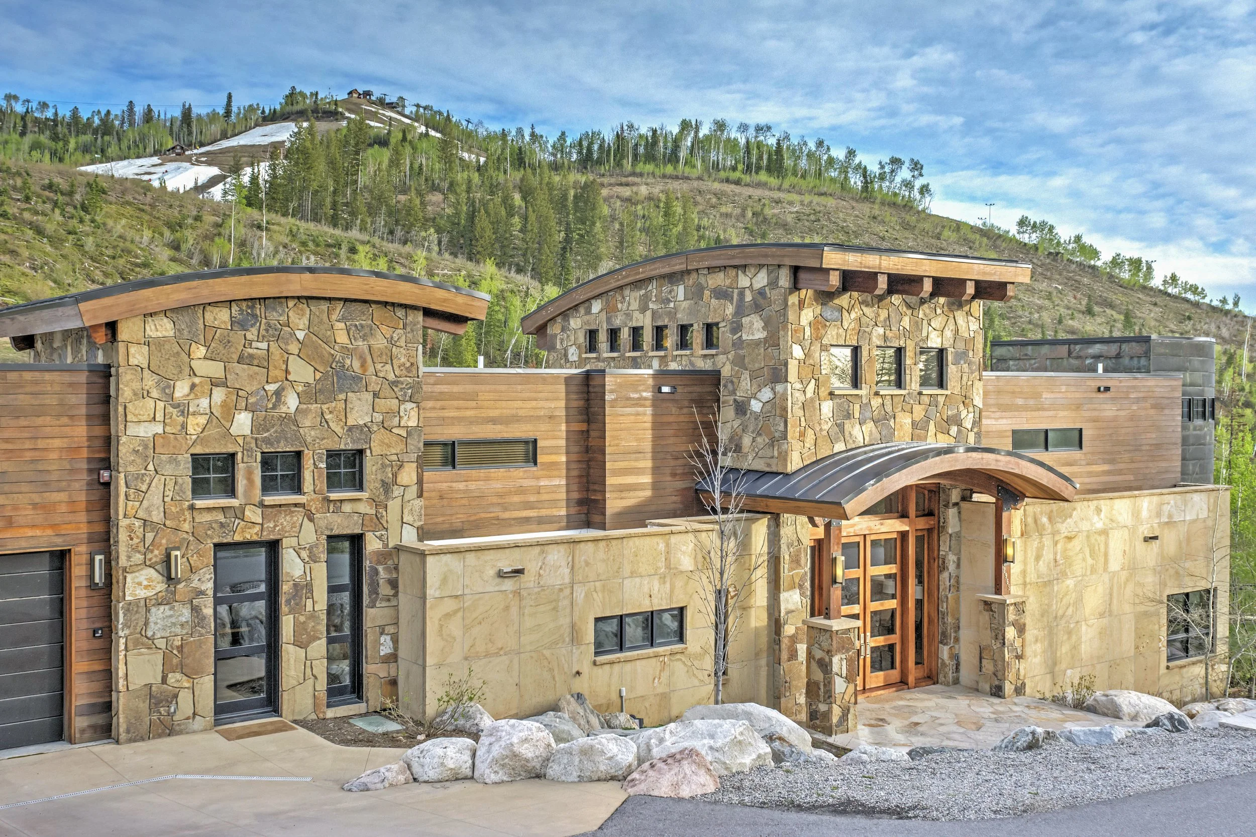 Steamboat daytime front.jpg