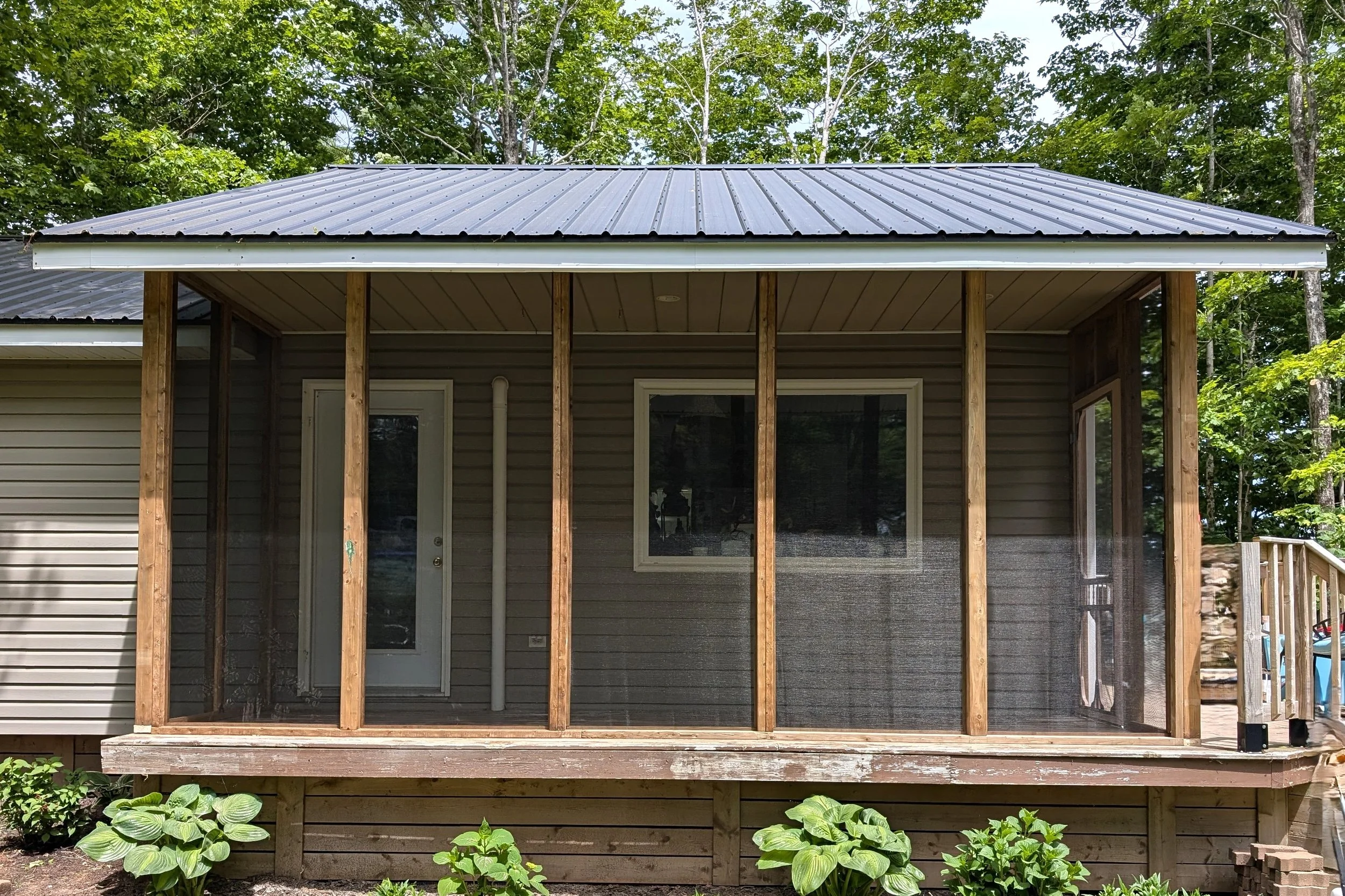 Enclosed screenroom for a homeowner in Long River, PEI 