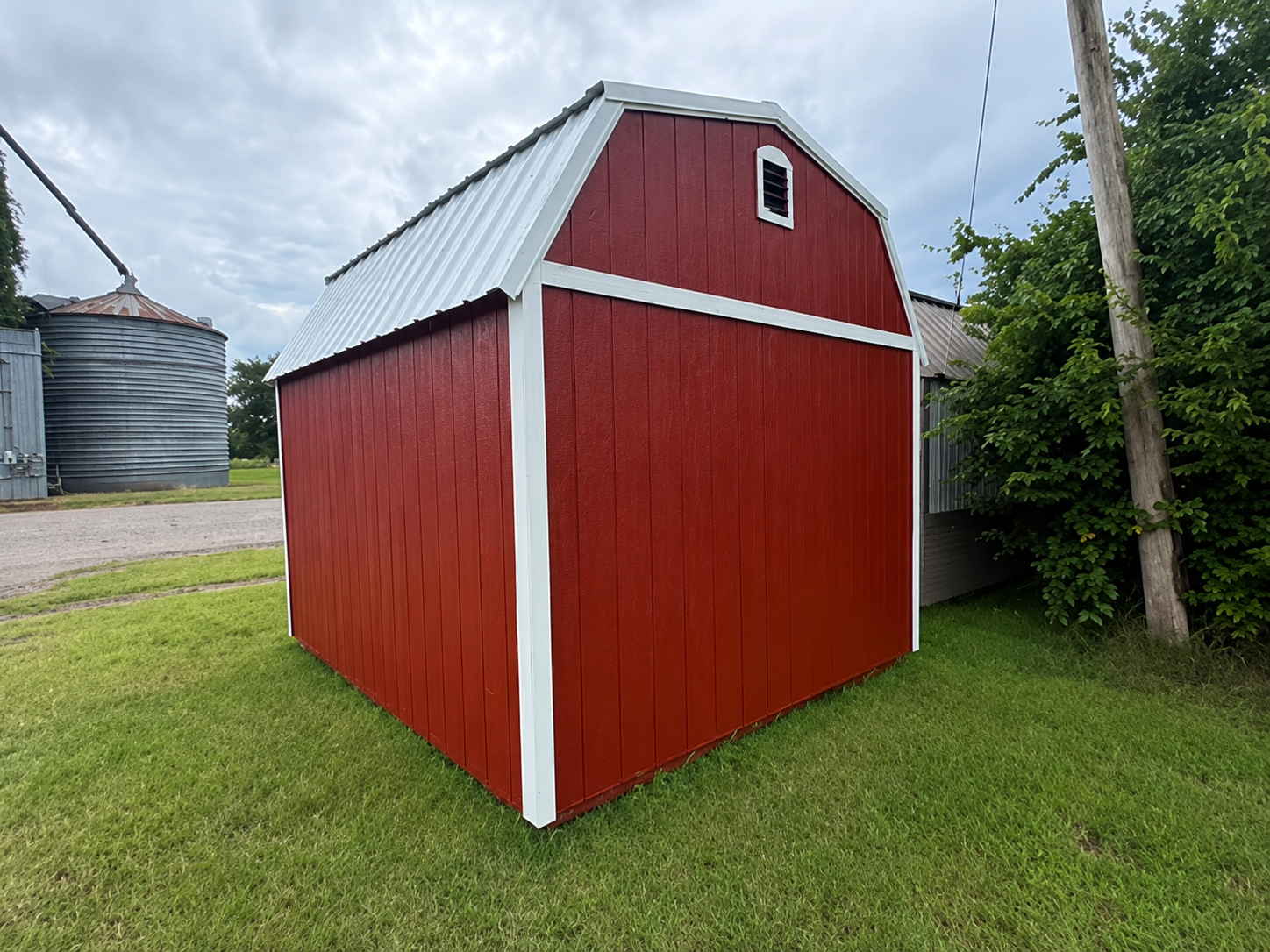 10x12-RedBarn-Back.png