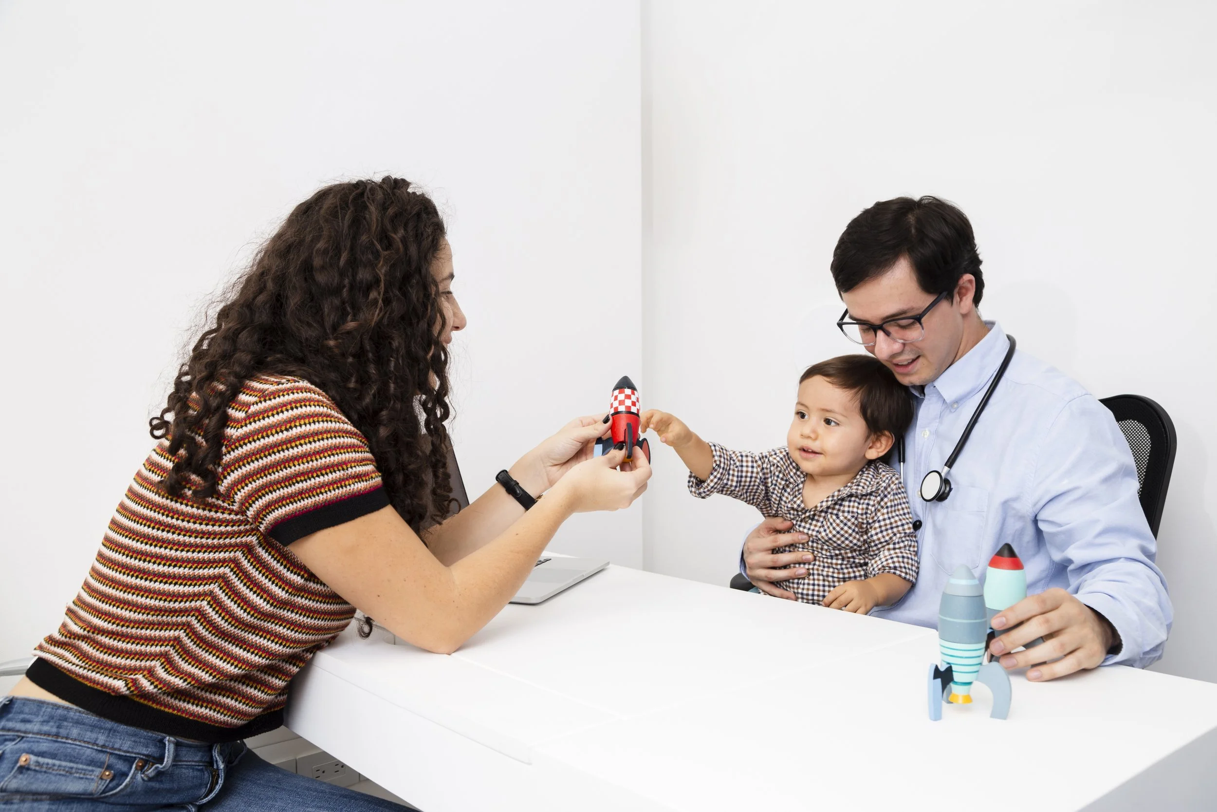 How to Choose a Pediatric Clinic in the UAE: A Parent's Guide