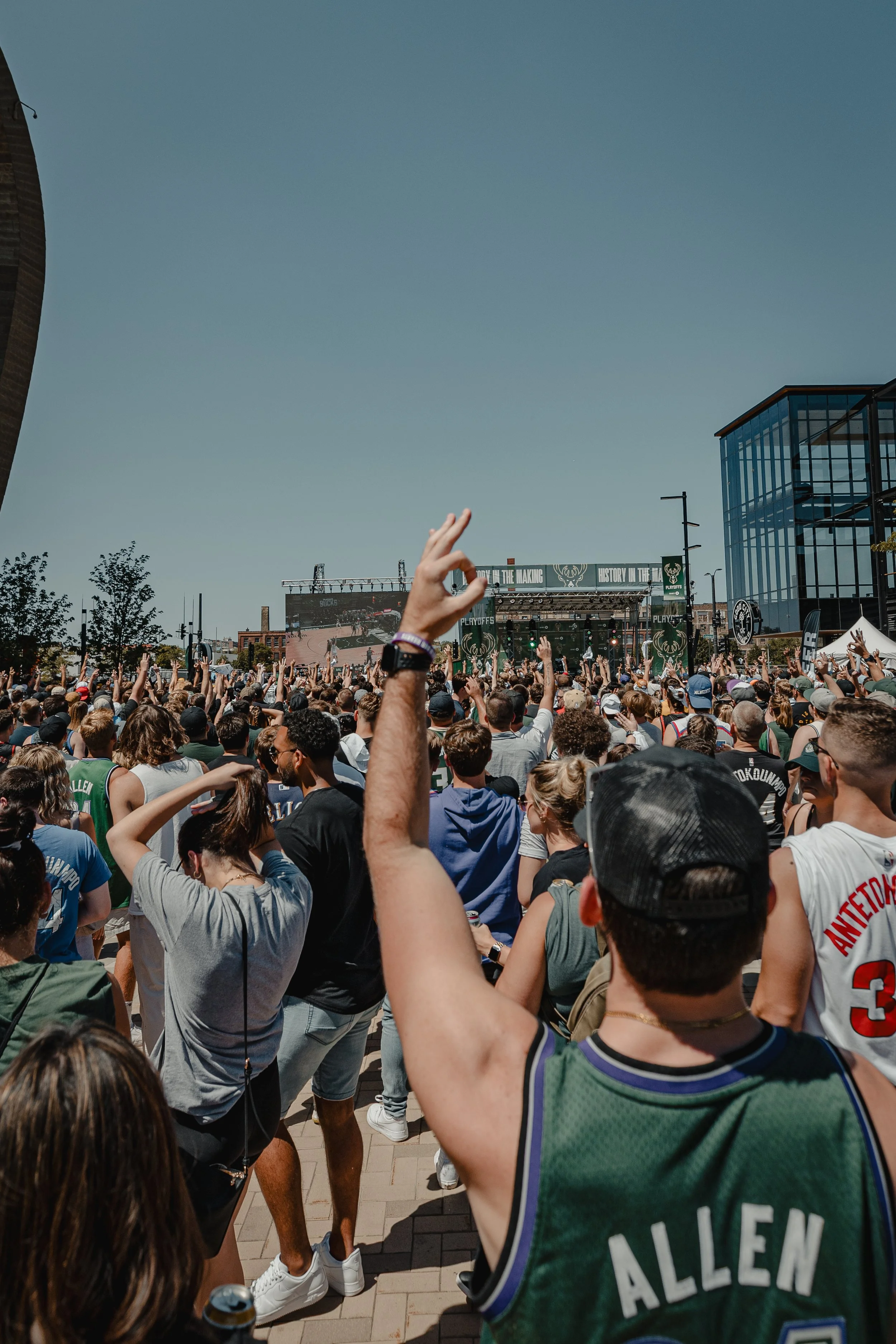 BucksinSix-5.jpg