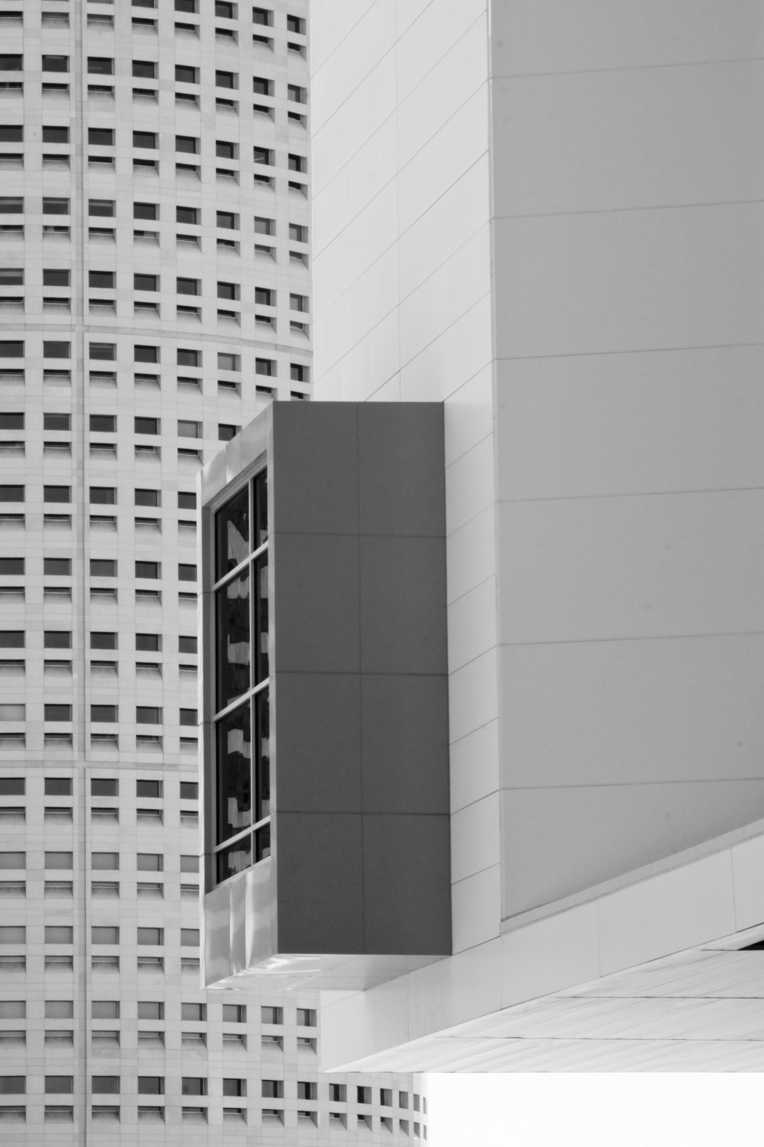downtown tampa - rivergate tower + glazer children's museum