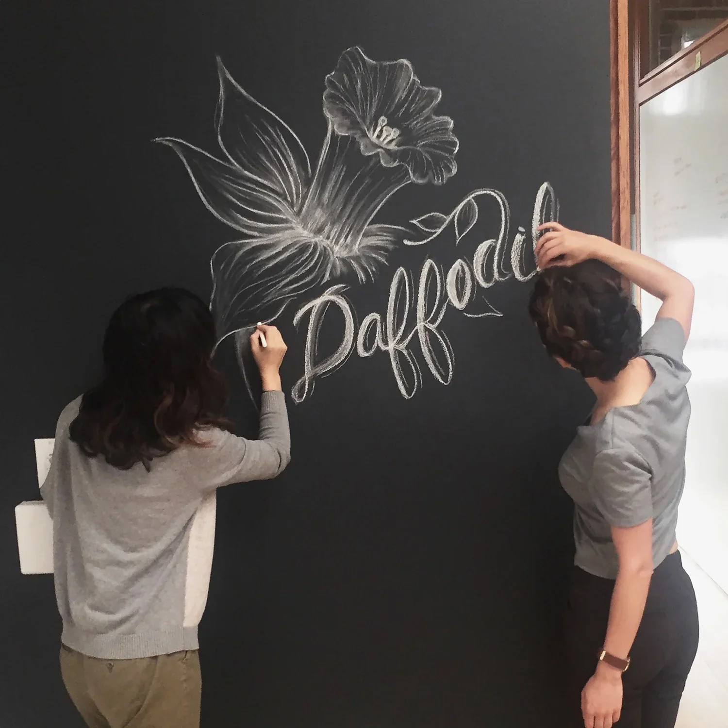 chalkIllustration-details-flowers-RachelMKim.webp
