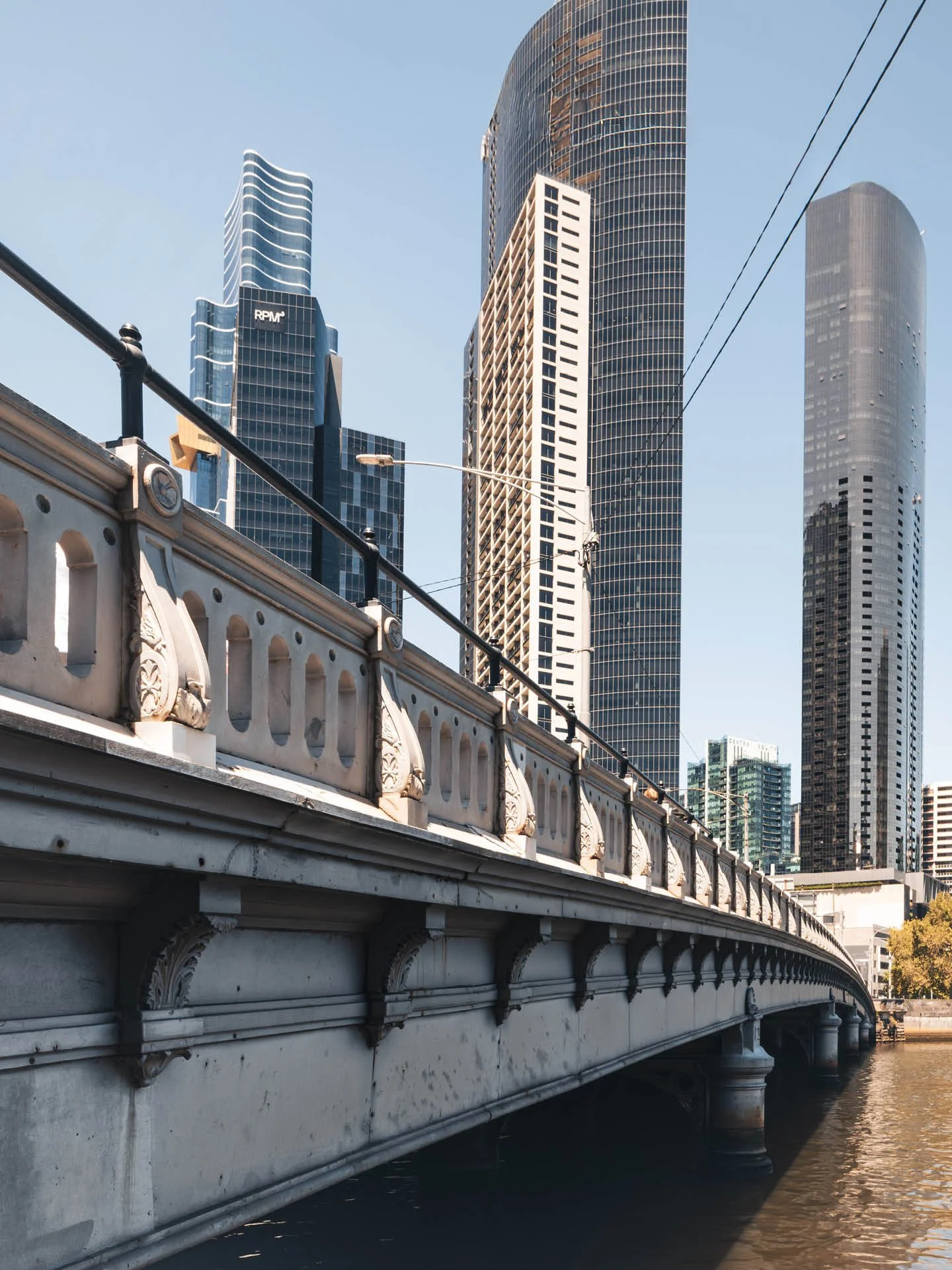 Queens Bridge