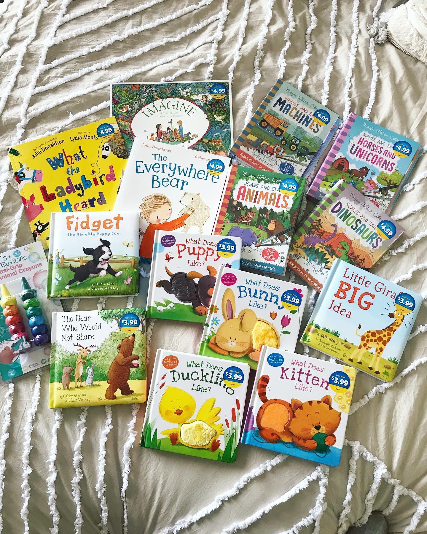 BOOKS 📚 
@aldiaustralia have some great books this week with their special buys!! I picked up a few 😂
There are touch and feel books, water colour books and classics!
My favourite is about the fidgety puppy (not just because it looks like my puppy 