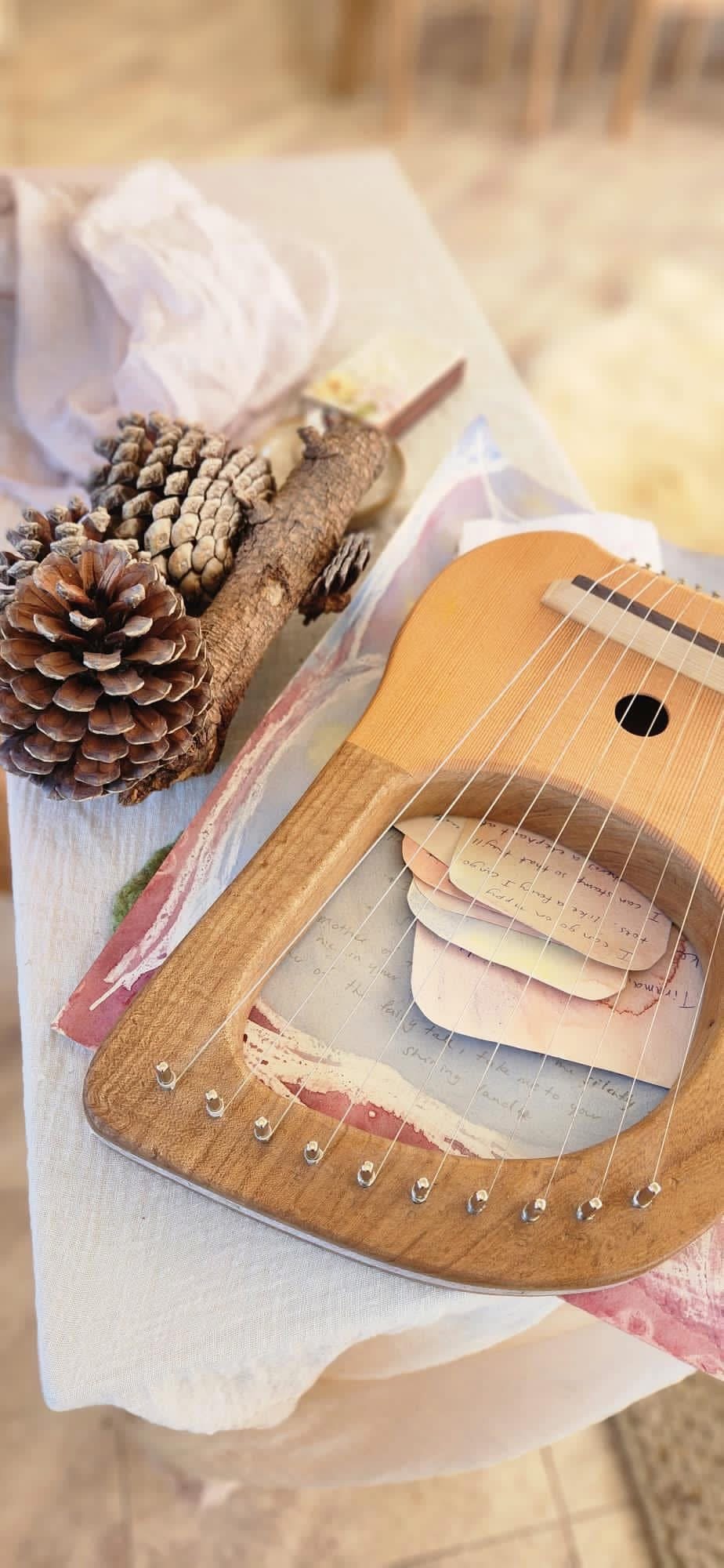 Five Strings, No Wrong Note