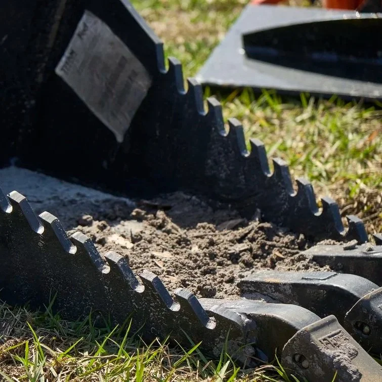 How Lot Clearing and Grading Turns Abandoned Land Into Usable Spaces