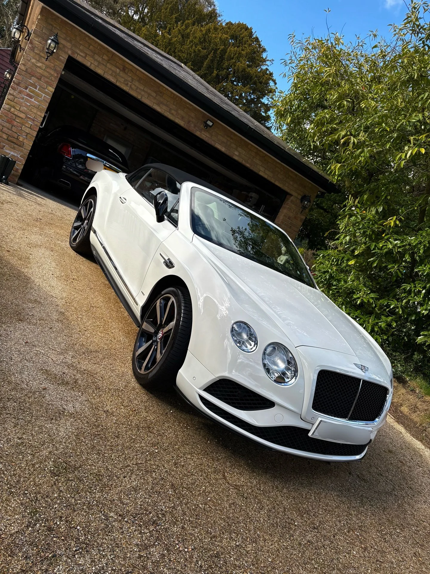 Exterior Valet