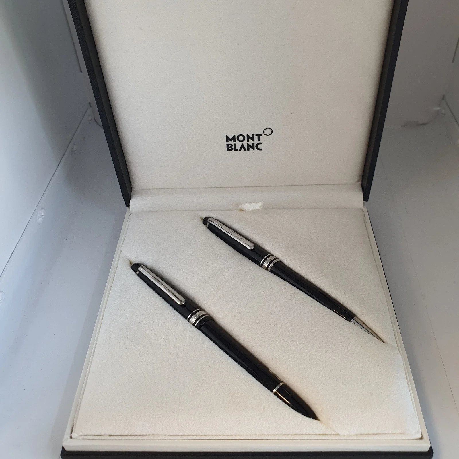 Penna Stilografica e a Sfera Montblanc
