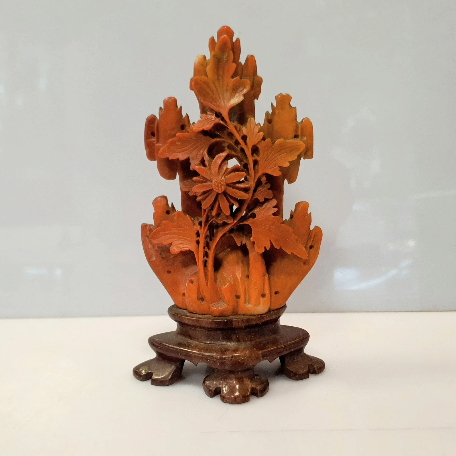 Scultura cinese in pietra saponaria