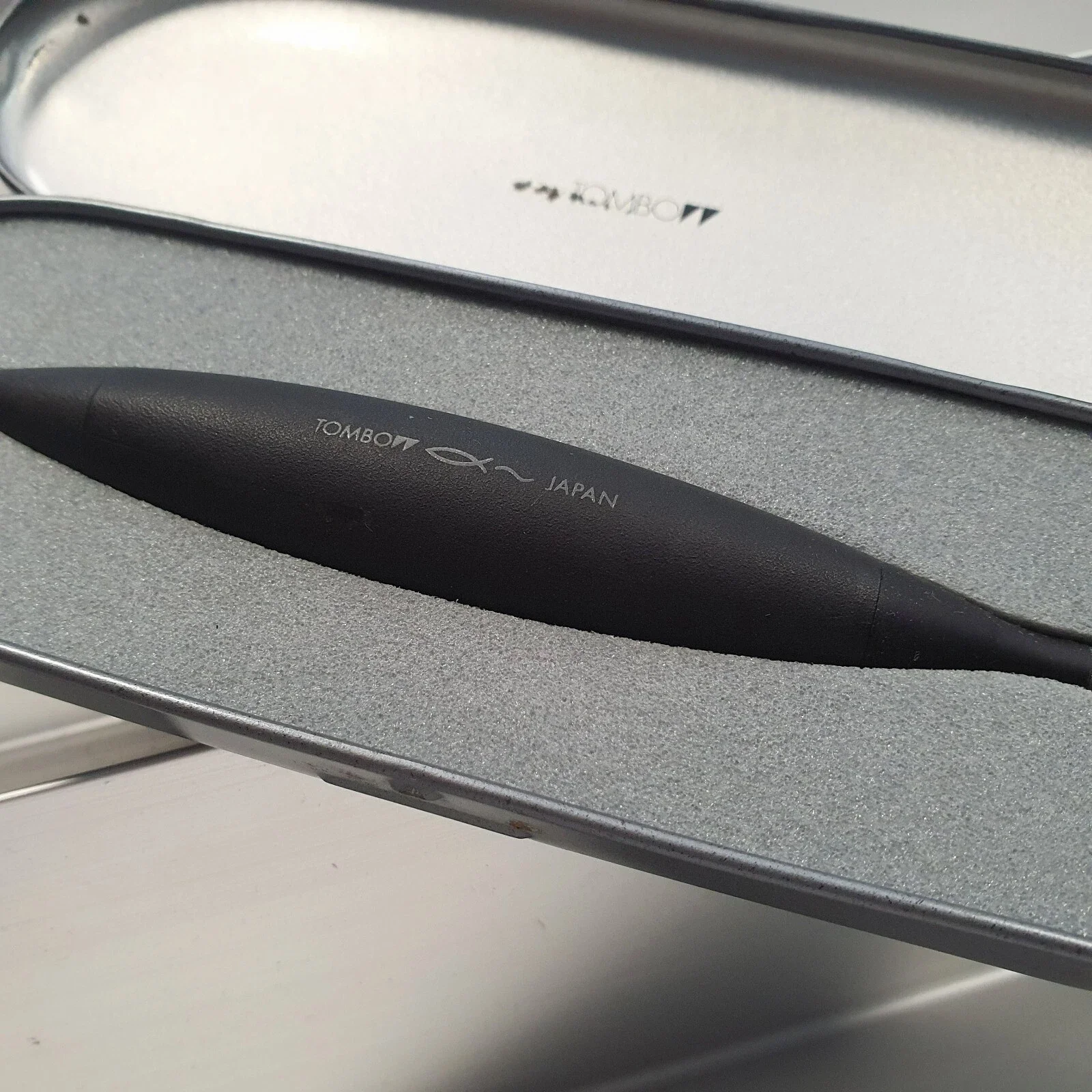Penna Tombow la nave oceanic a pesce nera