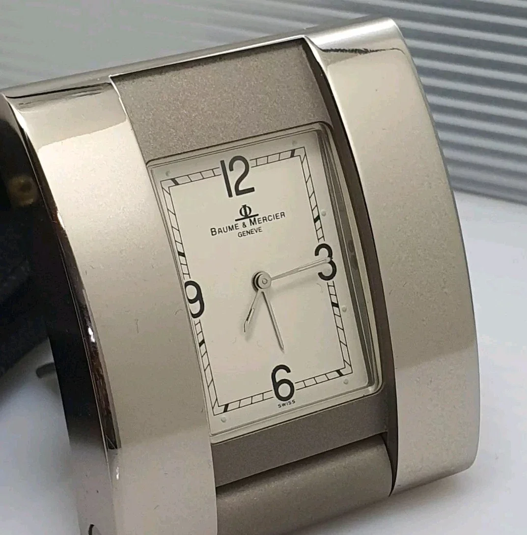 Sveglietta Baume & Mercier quartz