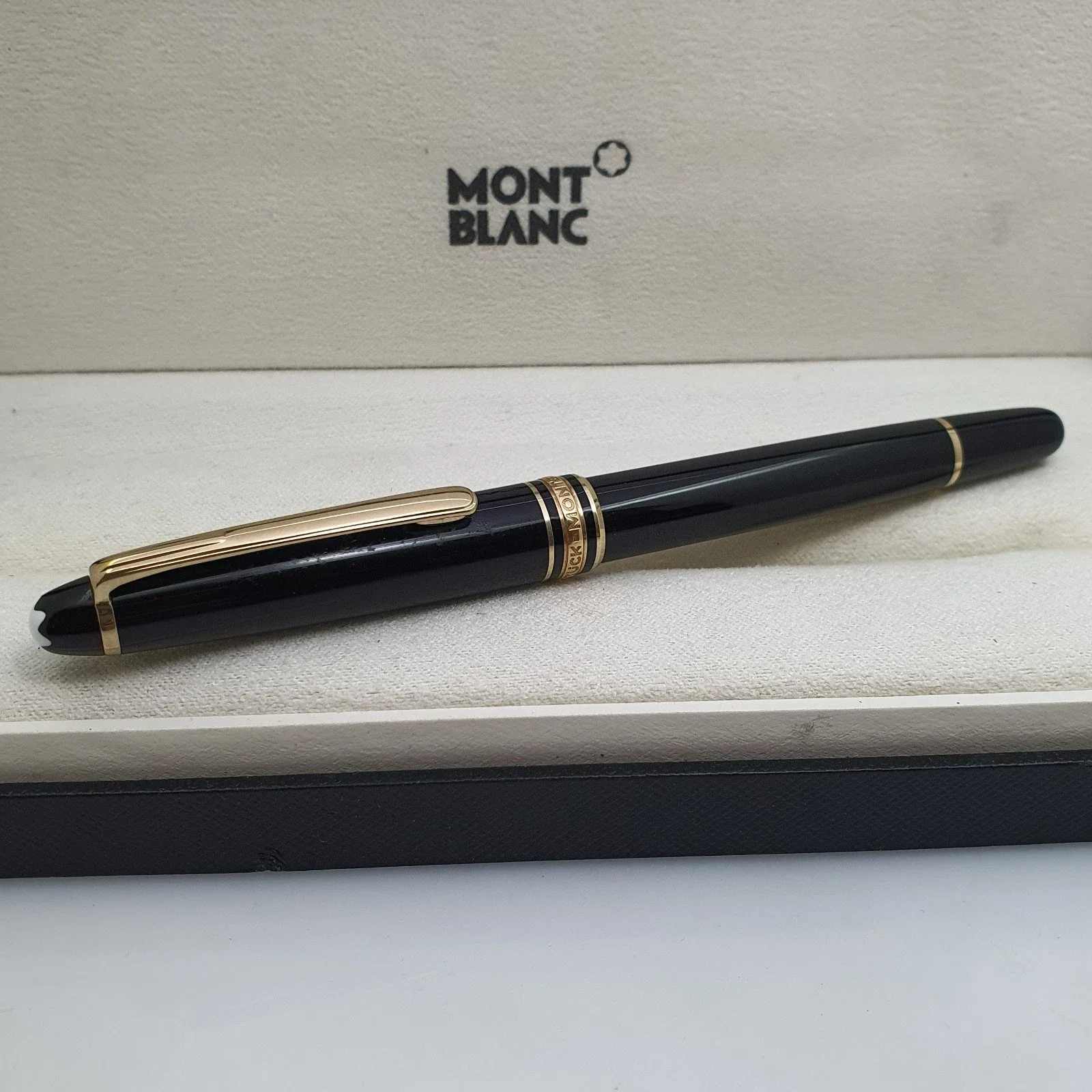 Stilografica Montblanc Meisterstück Classique 144
