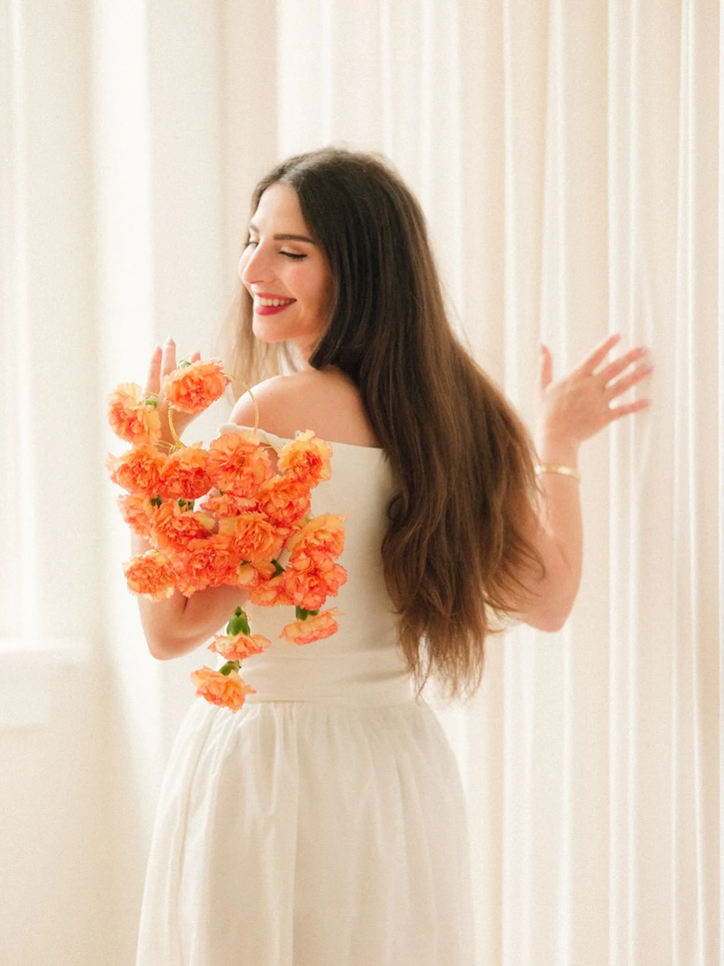 A pretty little distraction for your feed

DM or inquire on our website to learn more about how we can collab on your dream florals.

#dallaswedding #dallasflorist #eventflorist #dearmadalynn #weddingflorist