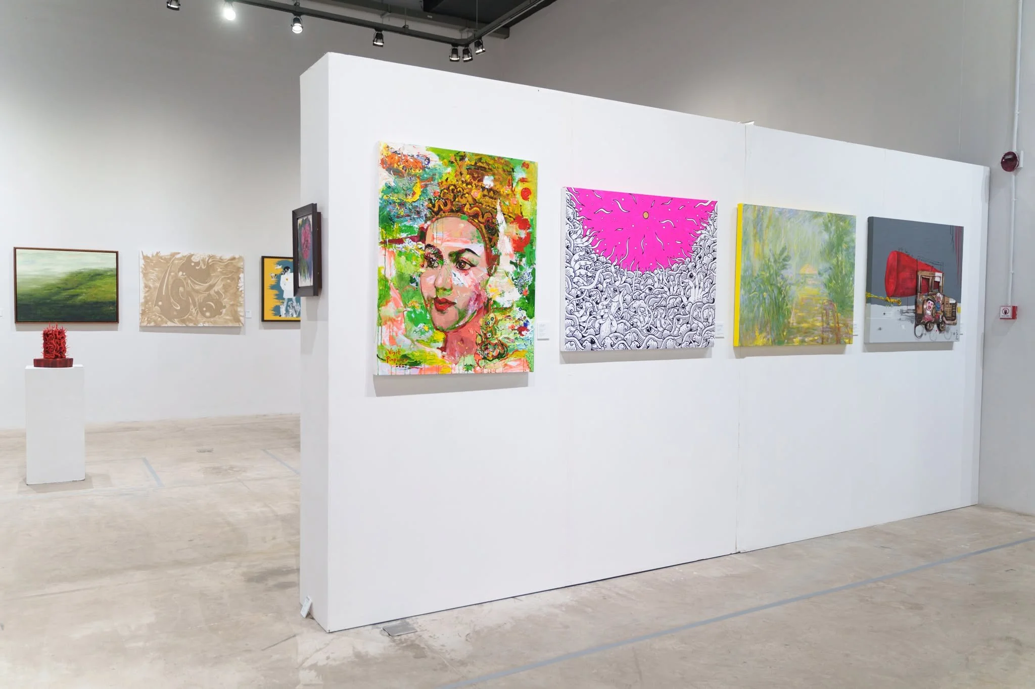 Exhibition view of “CHIANG RAI ART FOR EARTH 2025,” 2025 · ภาพบรรยากาศนิทรรศการ “เชียงราย อาร์ต ฟอร์ เอิร์ธ 2025”