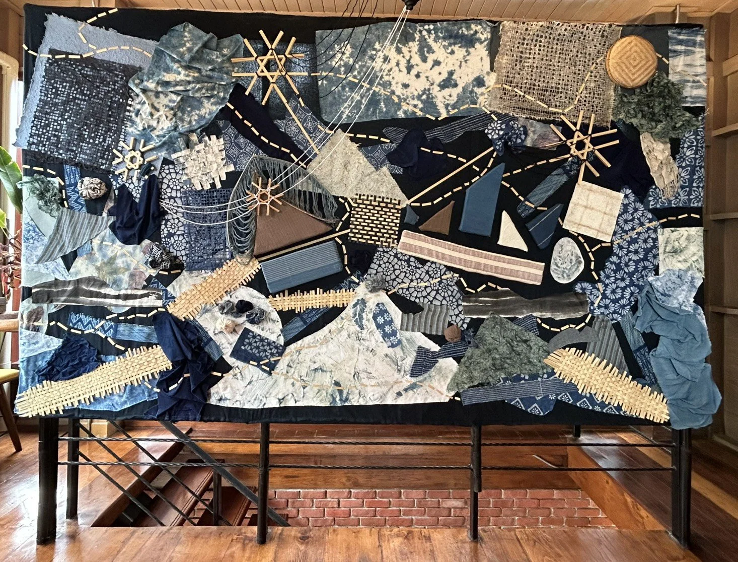 Interwoven (โยงใย), 2026 · Paradee Sattarujawong (Paradee Chen · 陈燕姜 · ภารดี สัตตะรุจาวงษ์)