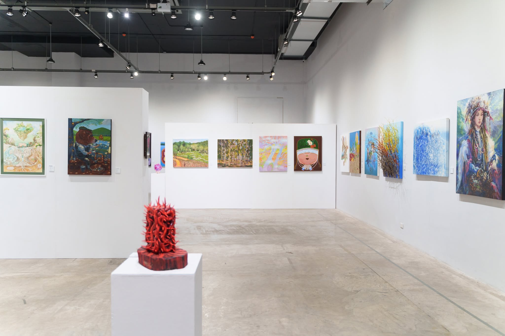 Exhibition view of “CHIANG RAI ART FOR EARTH 2025,” 2025 · ภาพบรรยากาศนิทรรศการ “เชียงราย อาร์ต ฟอร์ เอิร์ธ 2025”