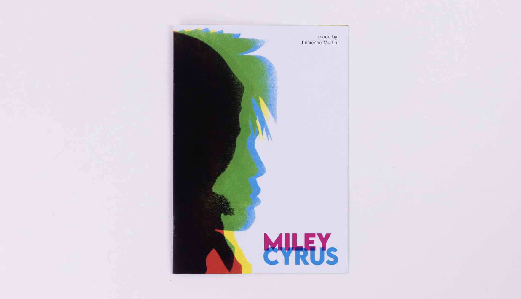 Erste Seite vom Minizine über Miley Cyrus mit Portraitfoto