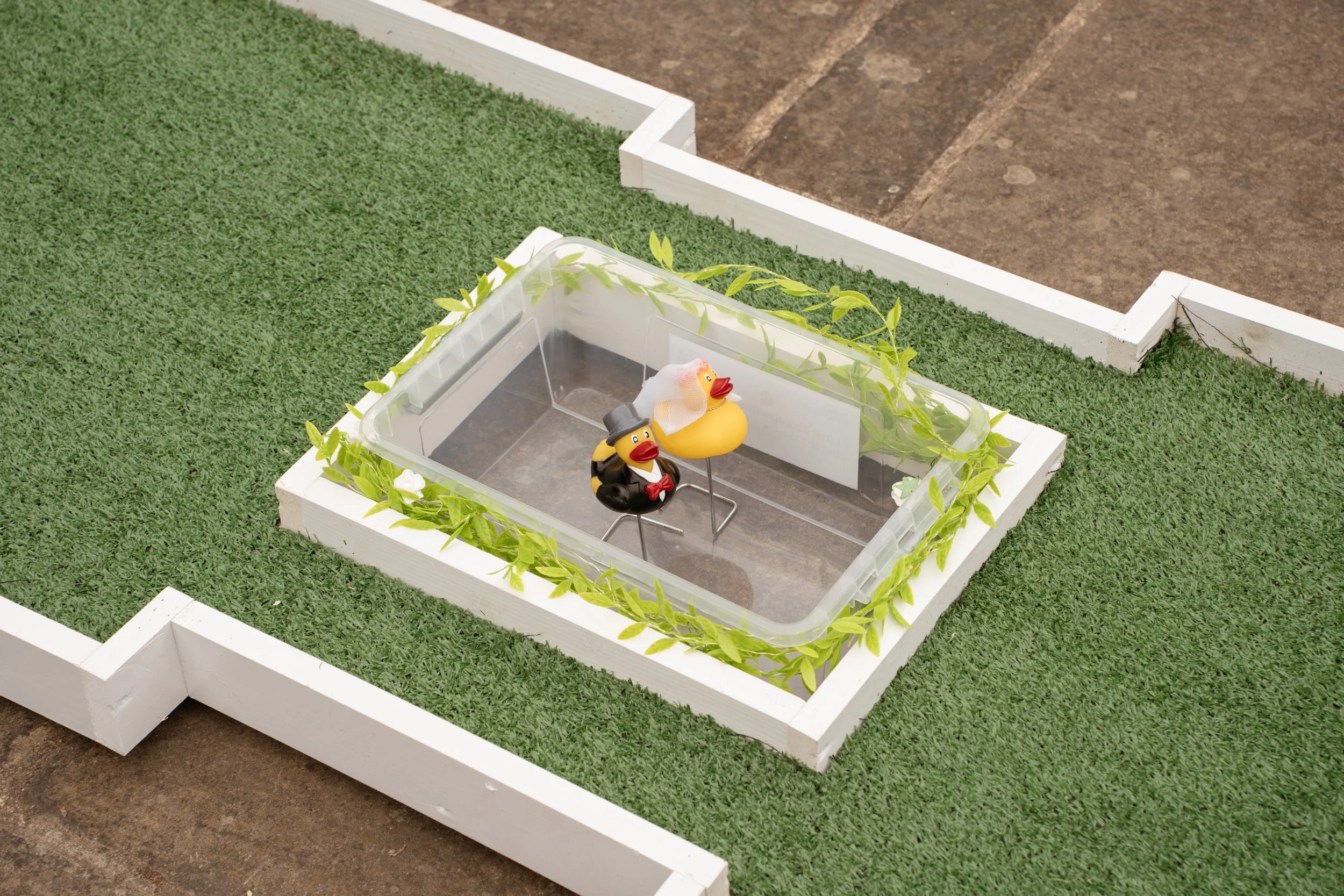 Outdoor garden games and mini golf designed to entertain guests at weddings, birthdays, corporate events and private celebrations throughout London and Essex.