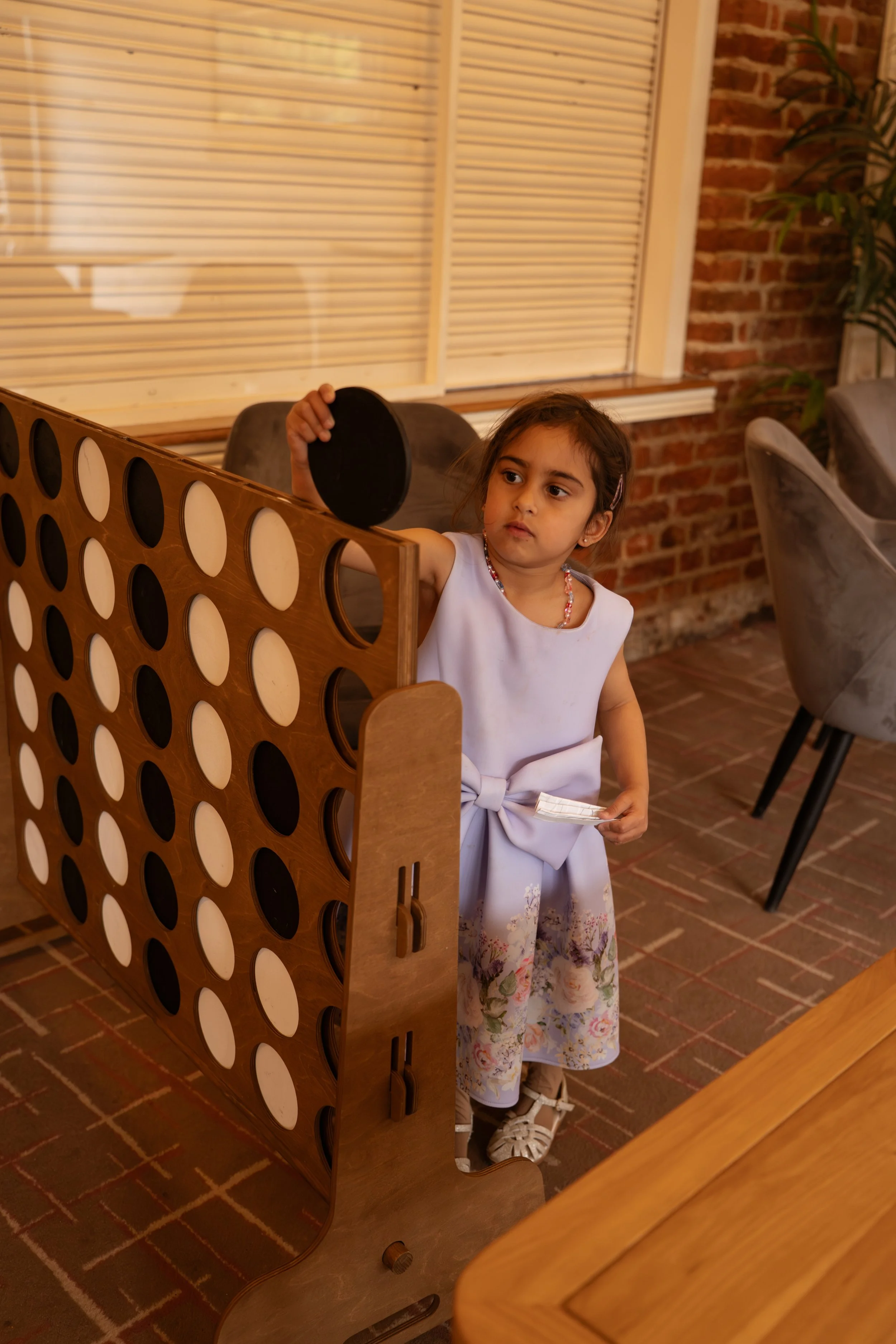 Giant outdoor games and mini golf including Giant Jenga, Giant Connect Four, Cornhole, Ring Toss, Dominoes and Noughts & Crosses for hire across London and Essex.
