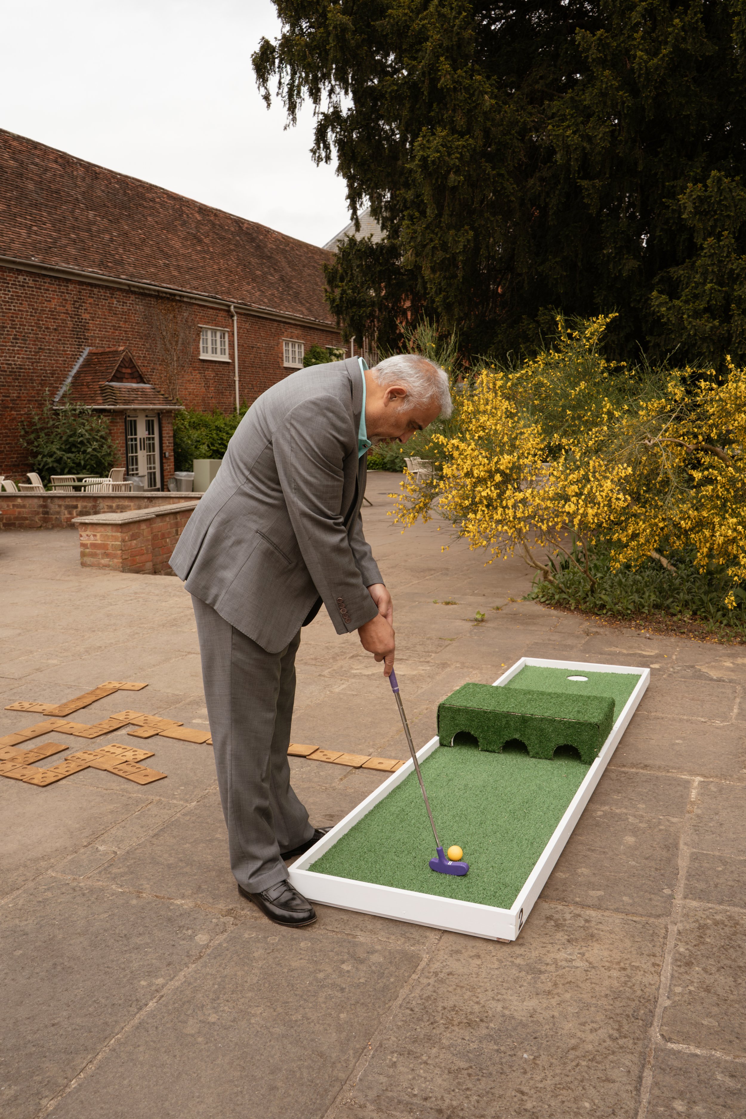 Professional mini golf hire by Social Set for weddings, birthdays and private events across London and Essex.