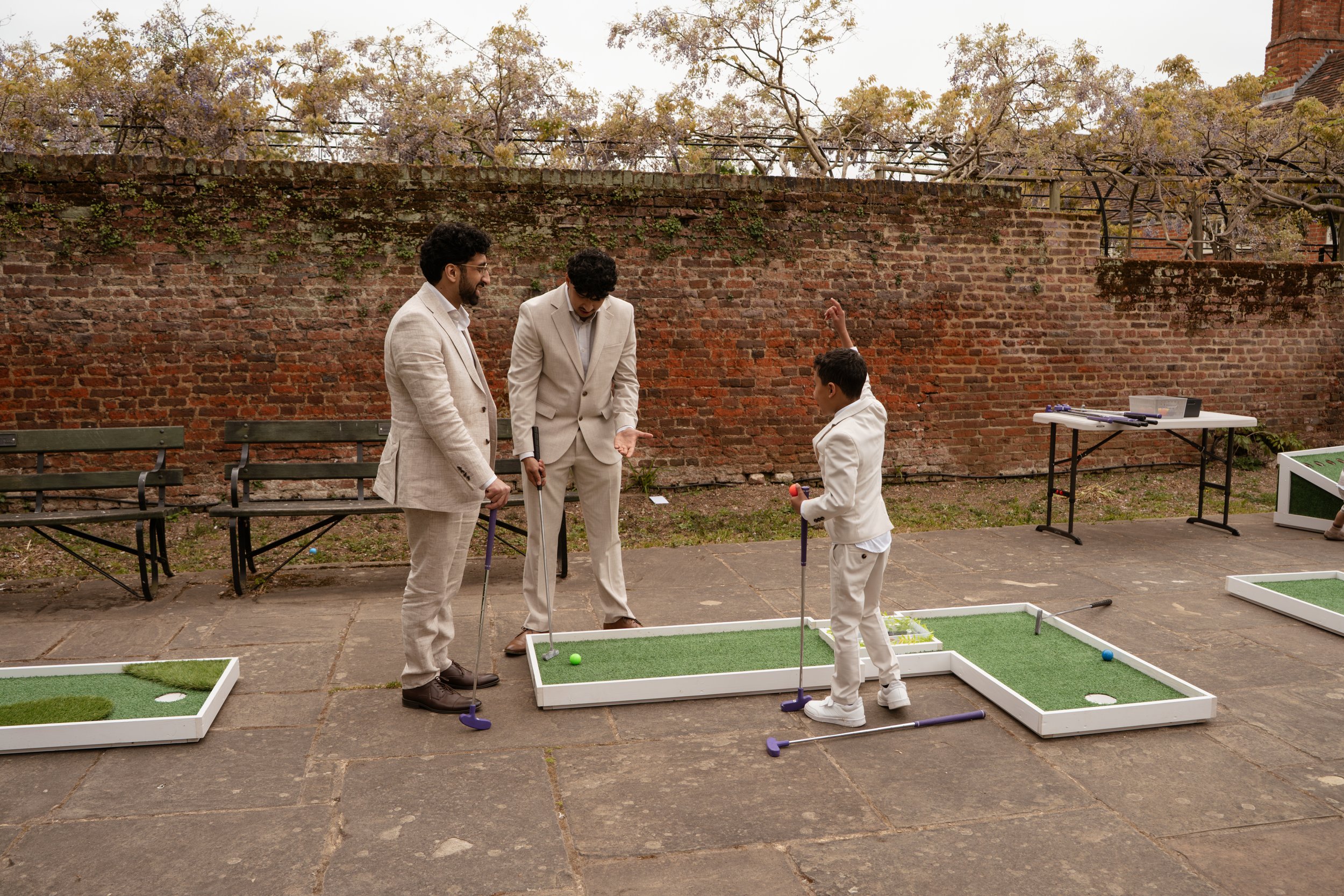 Mini golf hire for unforgettable weddings, corporate events and private parties throughout London and Essex.