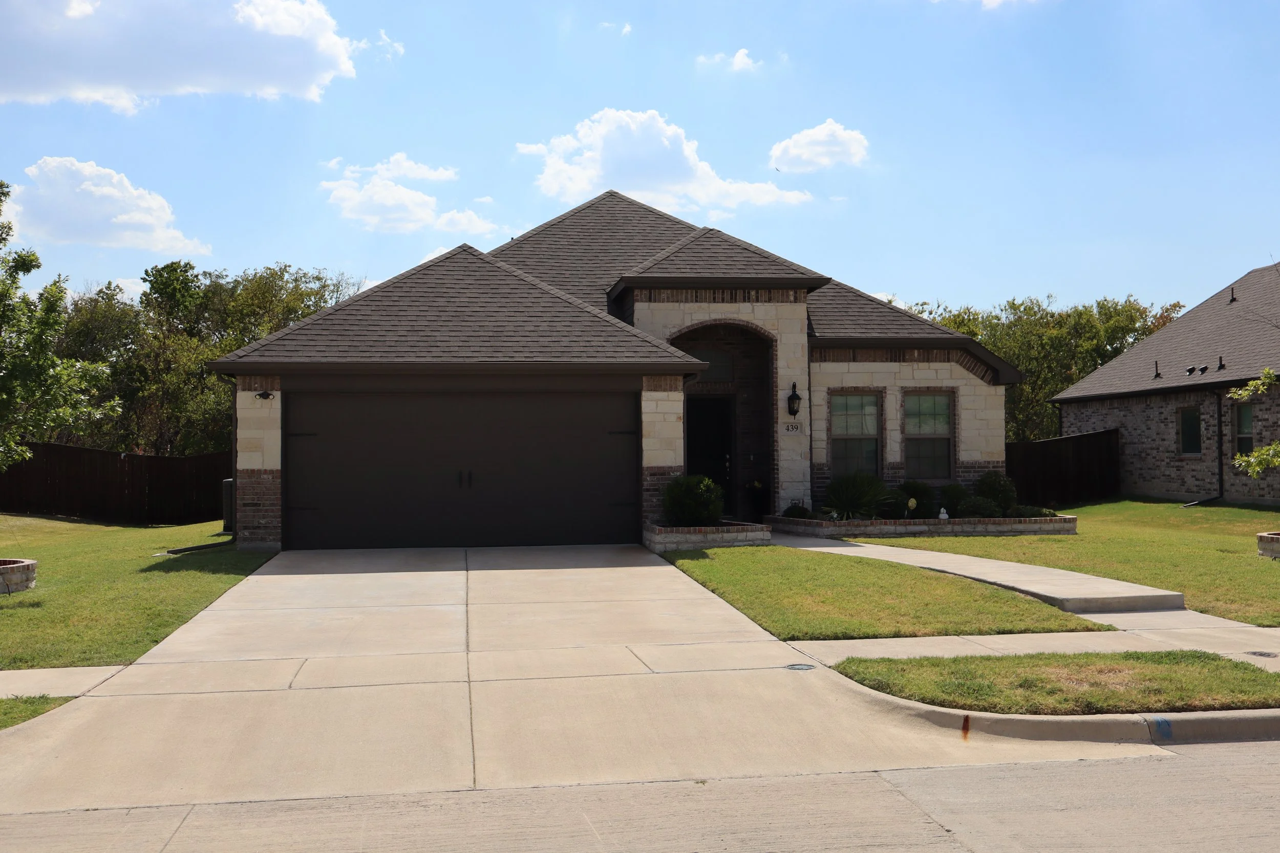 Single-story home in The Meadows of Morgan Creek in Royse City, Texas